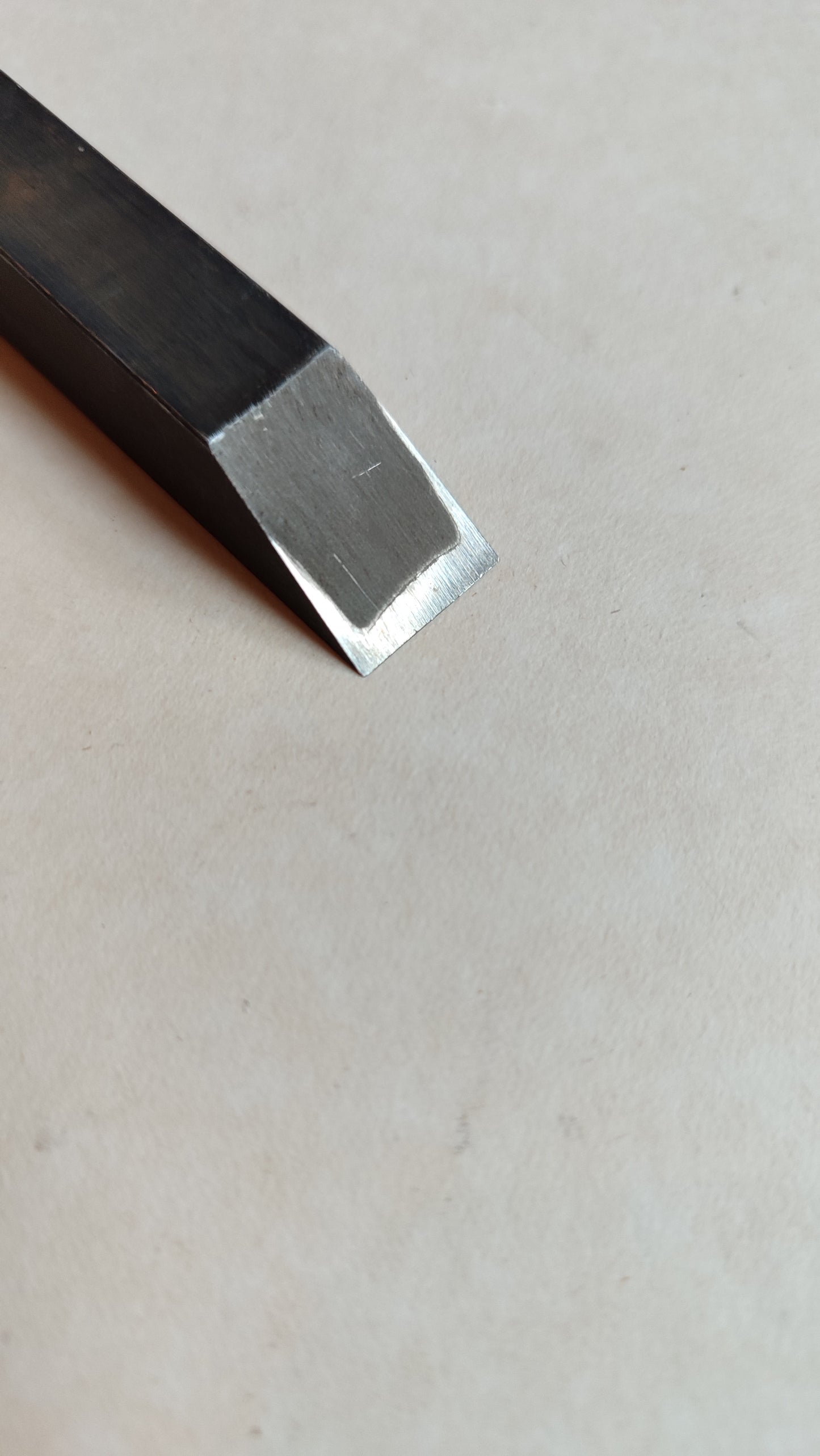 Cincel Japonés Premium "Oire Nomi" 24mm "Ouchi San"