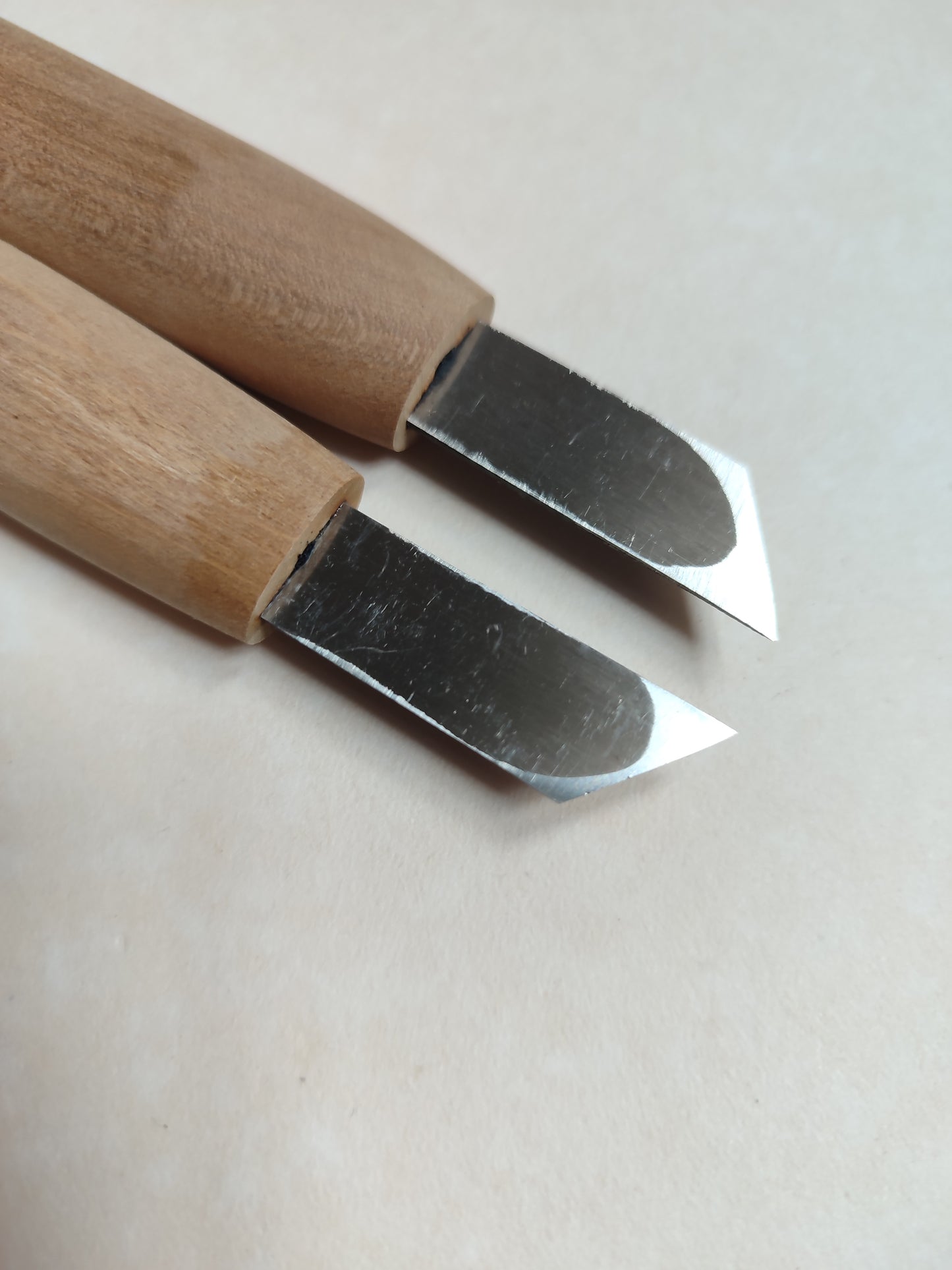 Duo de ciseaux japonais de gravure sur bois "Chokokuto" 12mm