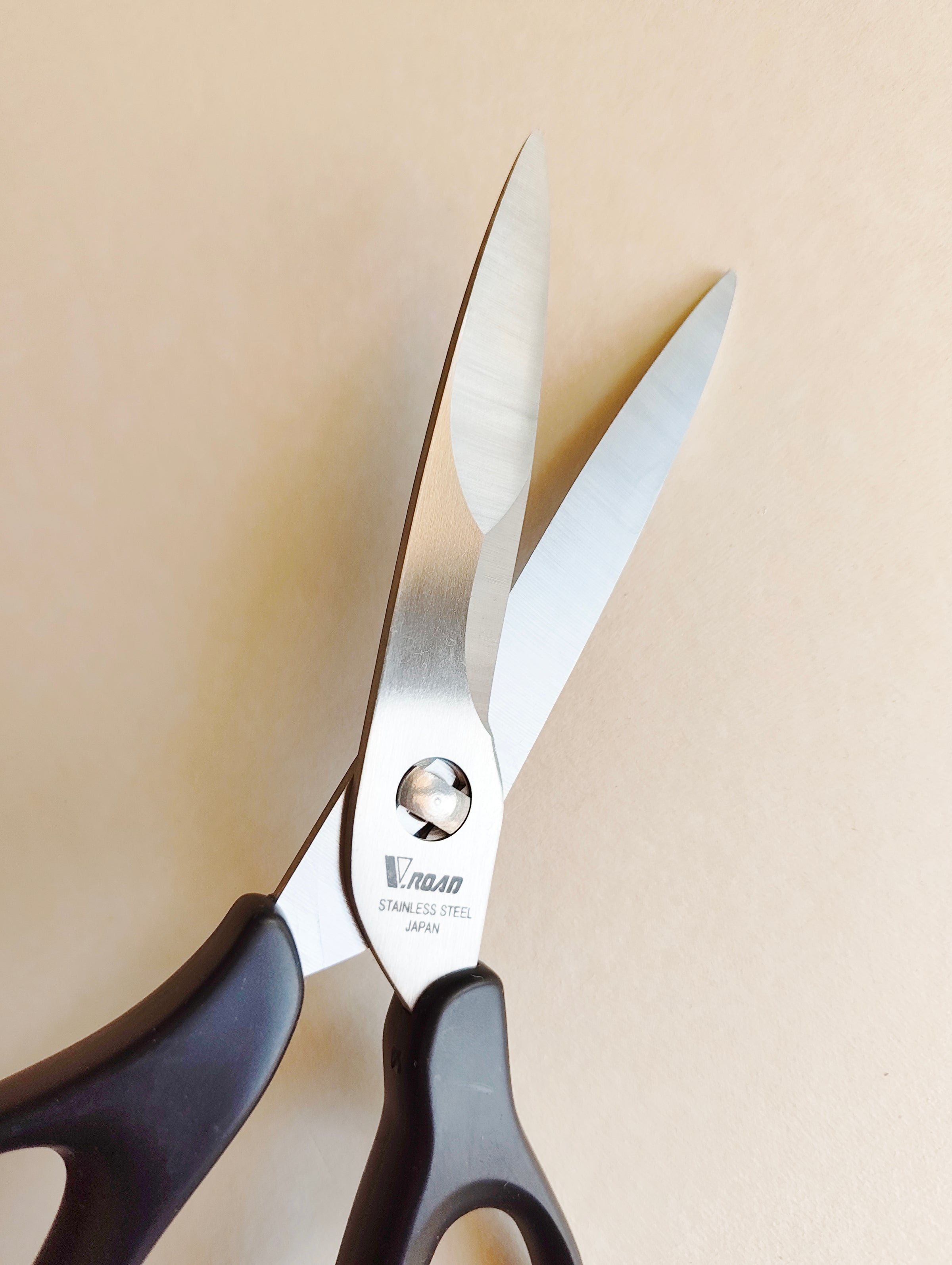 Ciseaux de cuisine 210 N-K "V.Road" 210mm INOX - double angle