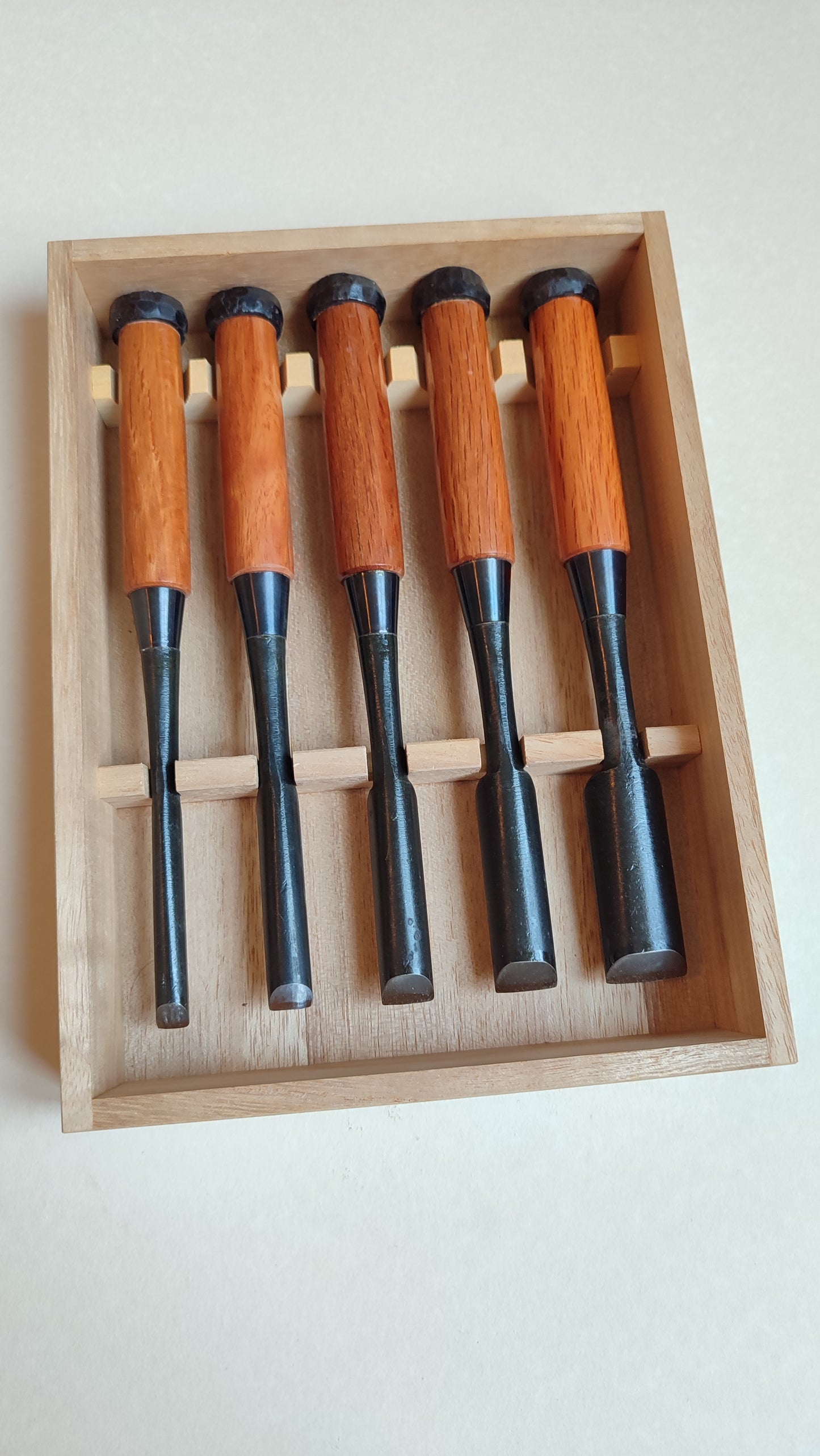 Rare set de gouges japonaises "Uchimaru nomi" 9, 12, 15, 18, 24mm "Etsushin"
