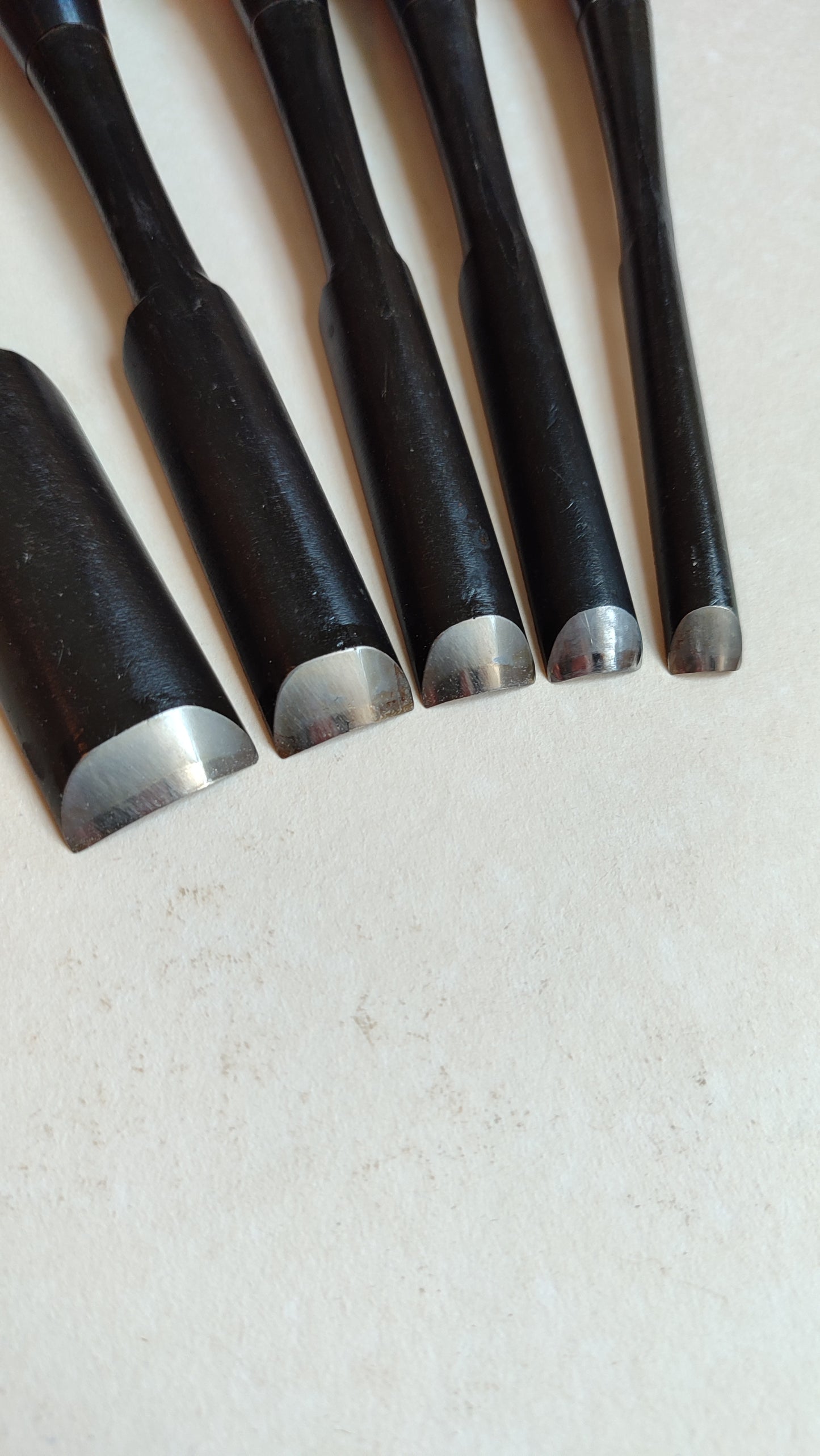 Rare set de gouges japonaises "Uchimaru nomi" 9, 12, 15, 18, 24mm "Etsushin"