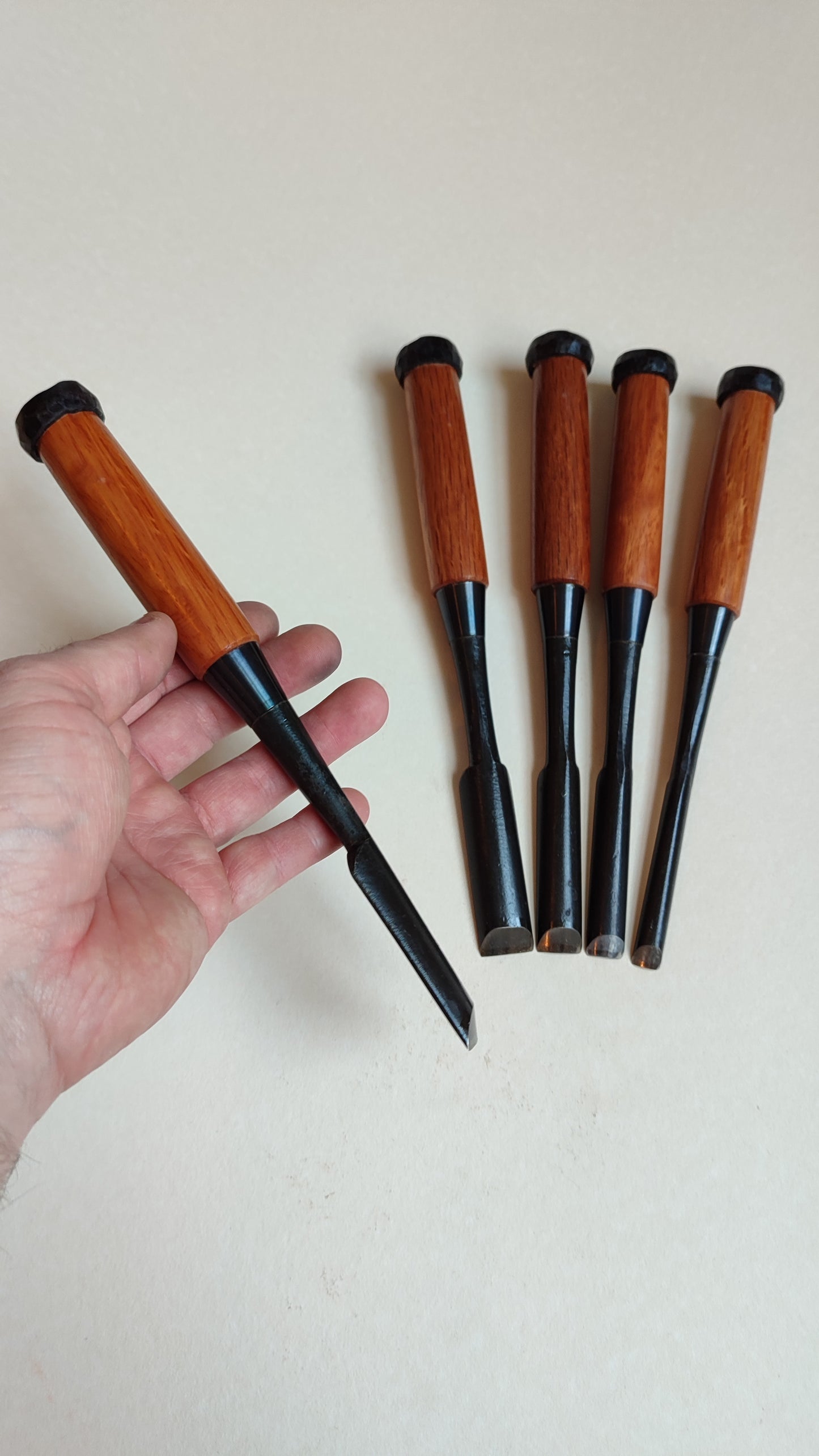 Rare set de gouges japonaises "Uchimaru nomi" 9, 12, 15, 18, 24mm "Etsushin"