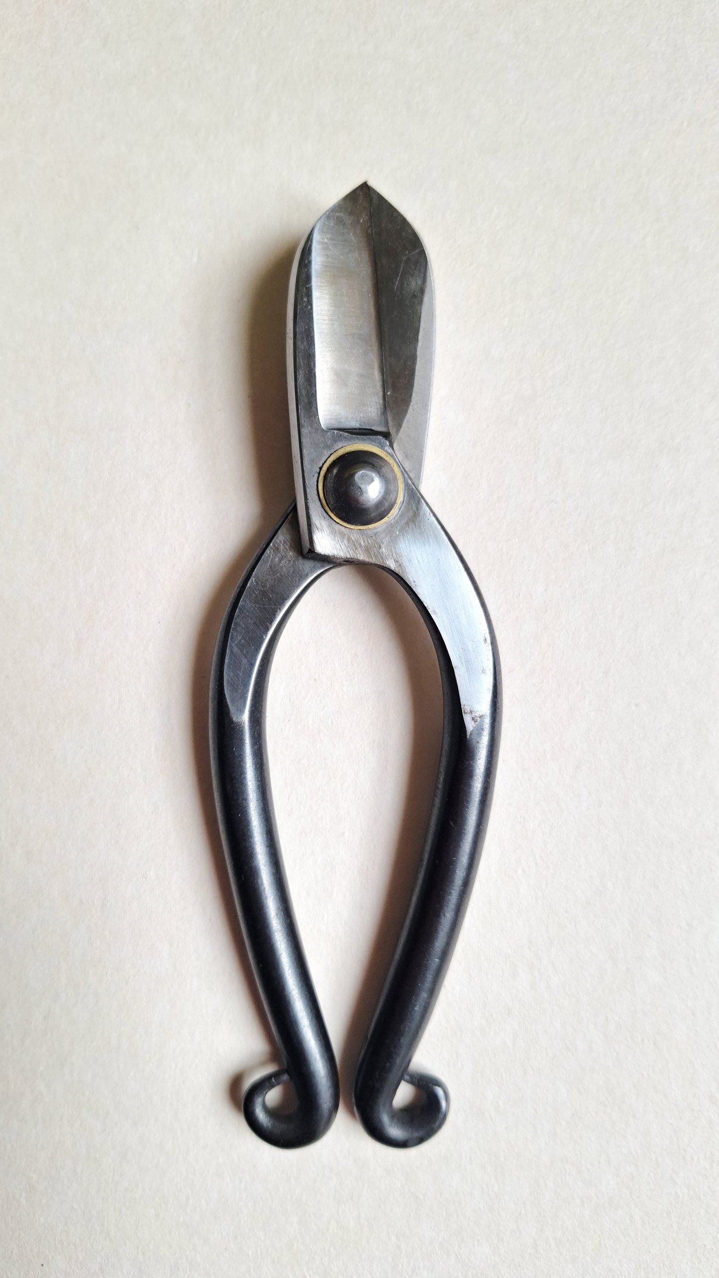 Sécateur pour Ikebana style "Ikenobo" 150mm Hyogo