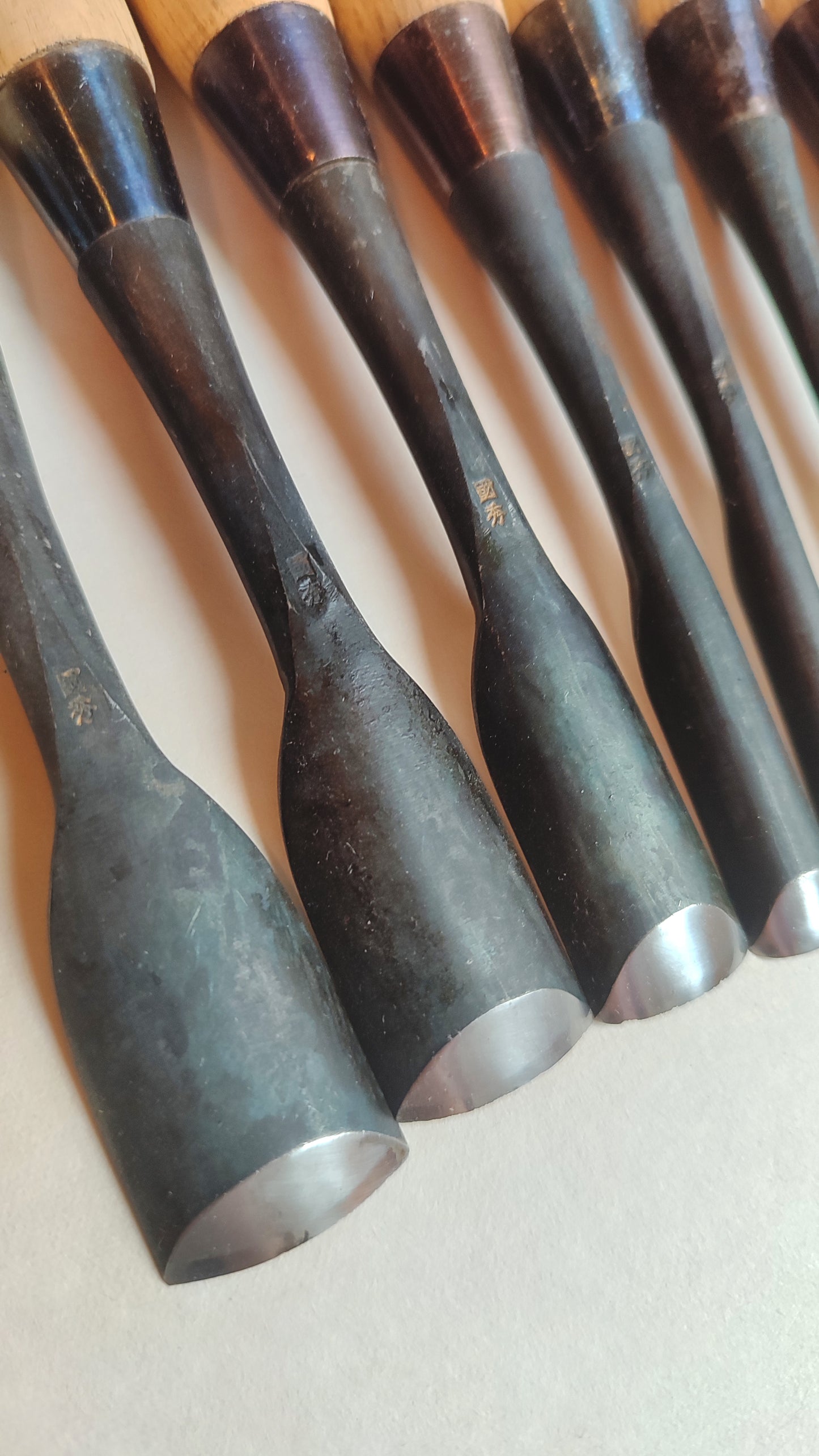 Set de ciseaux de sculpture japonais "Maru nomi" 13 pièces "Kunihide"