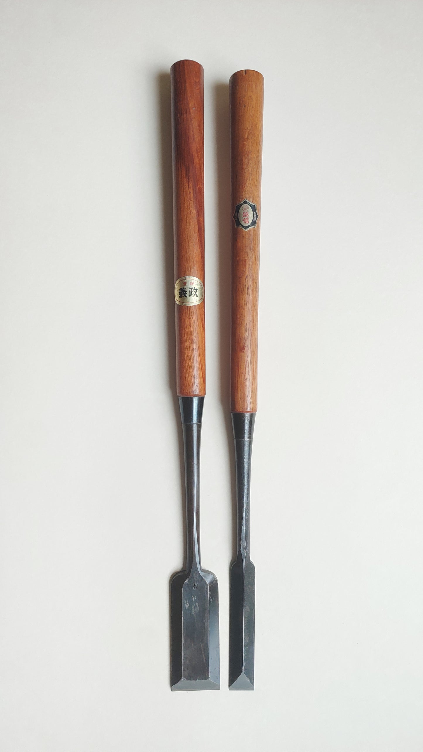 Rare paire de ciseaux japonais vintage extra longs "Ootsuki Nomi" 24 et 48mm