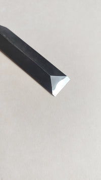 Ciseaux japonais premium "Shinogi Nomi" 15mm "Yasaku"