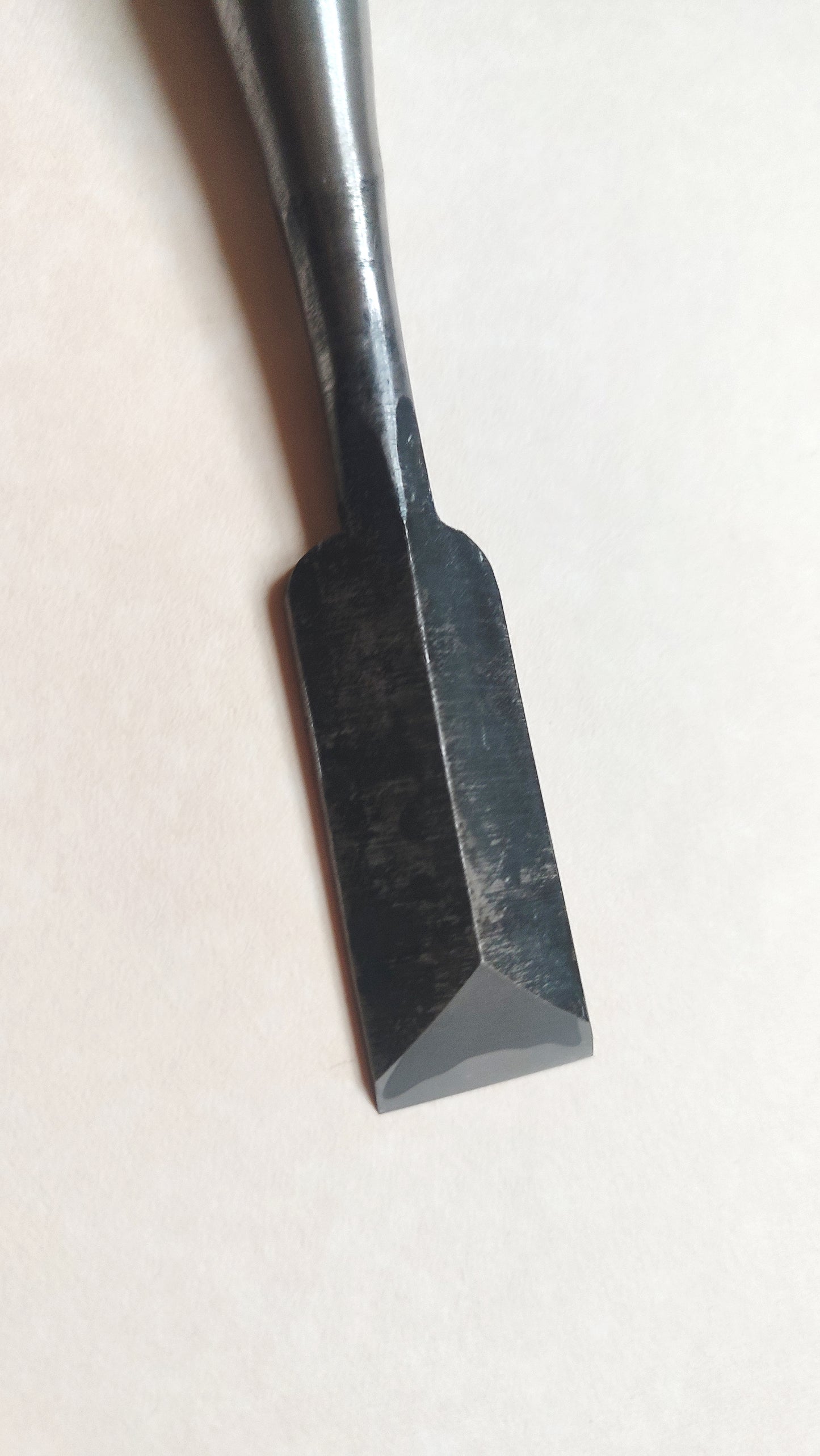 Ciseaux japonais premium "Shinogi Nomi" 24mm "Yasaku"