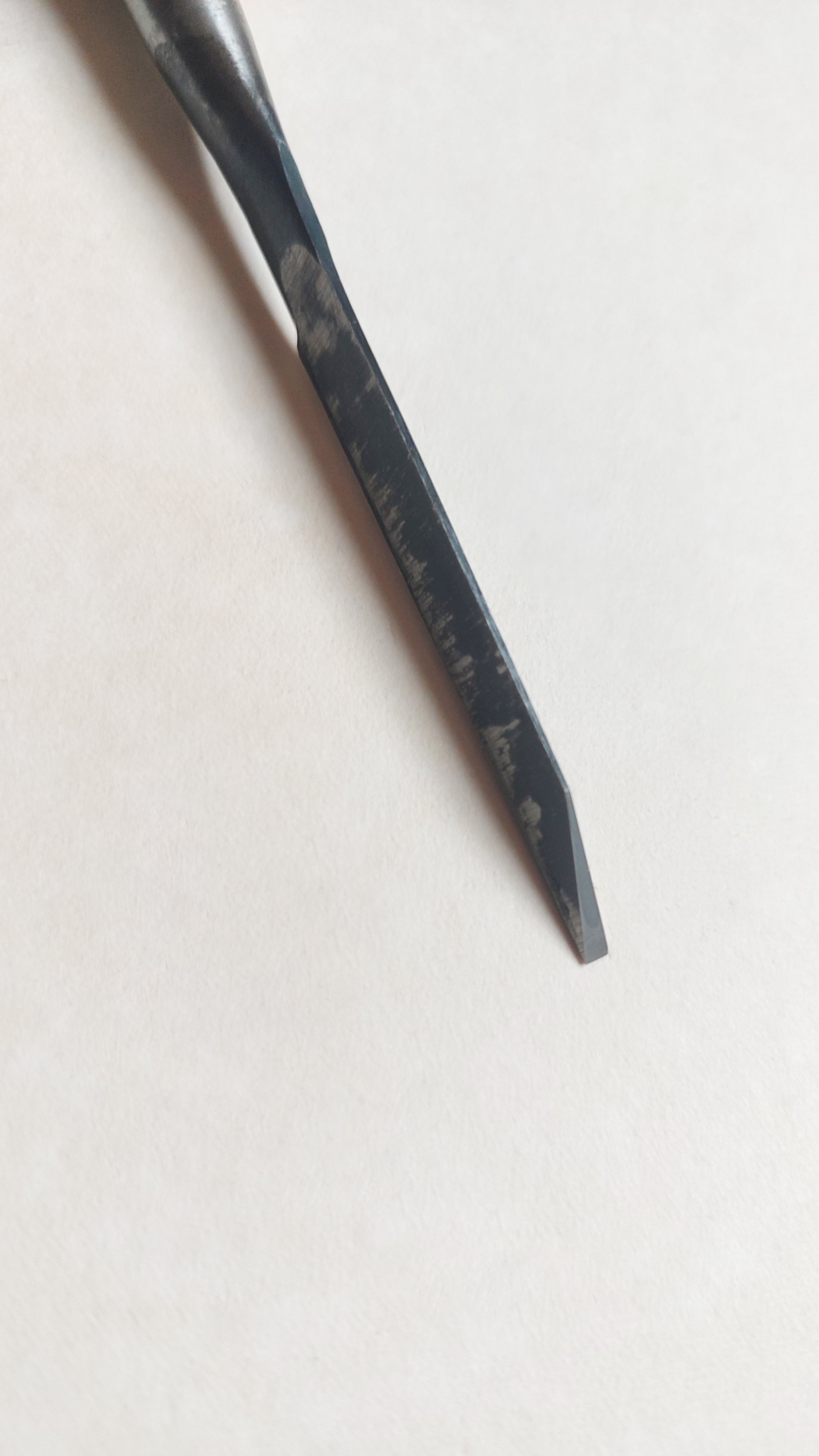 Ciseaux japonais premium "Shinogi Nomi" 3mm "Yasaku"