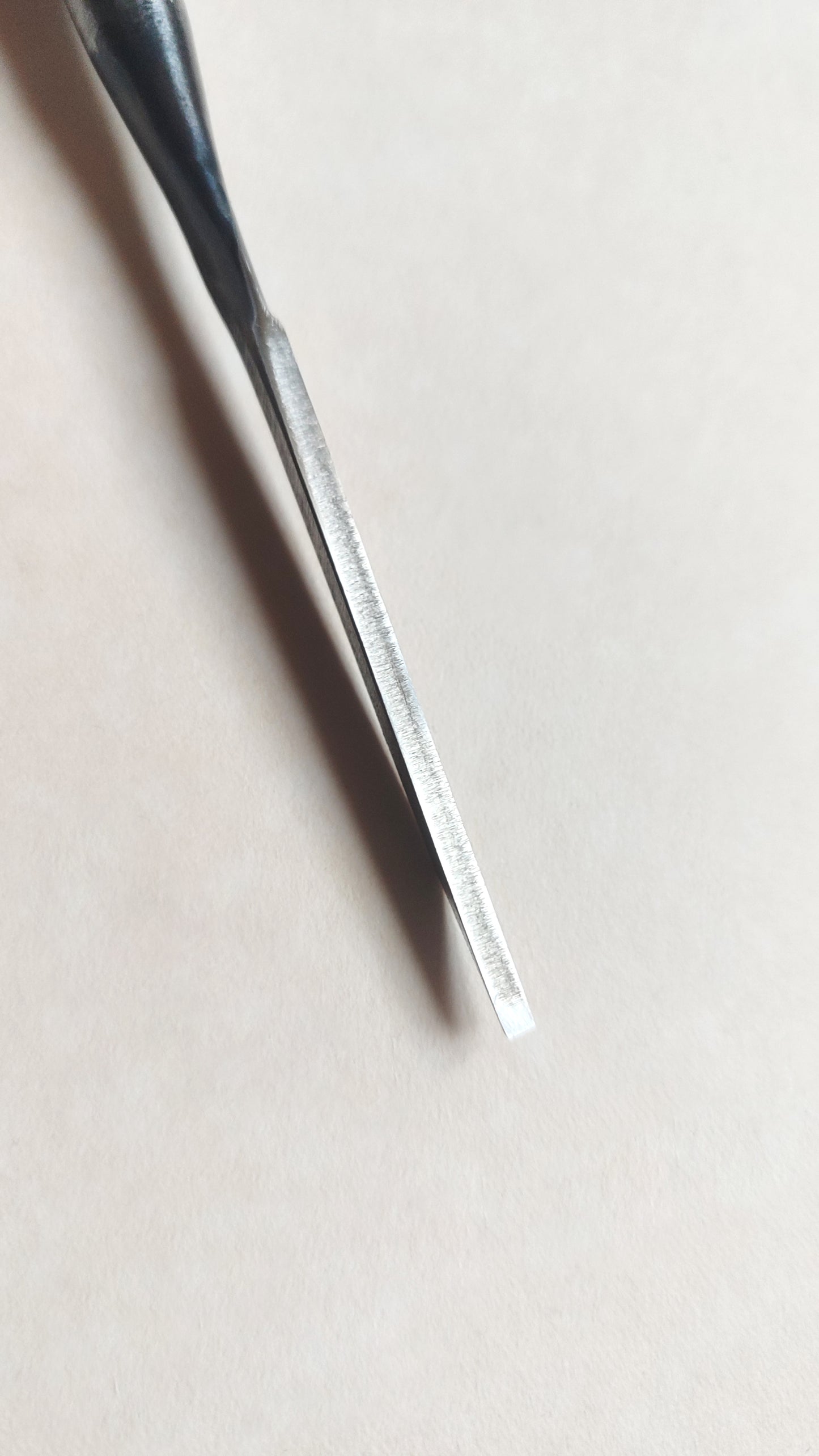 Ciseaux japonais premium "Shinogi Nomi" 3mm "Yasaku"