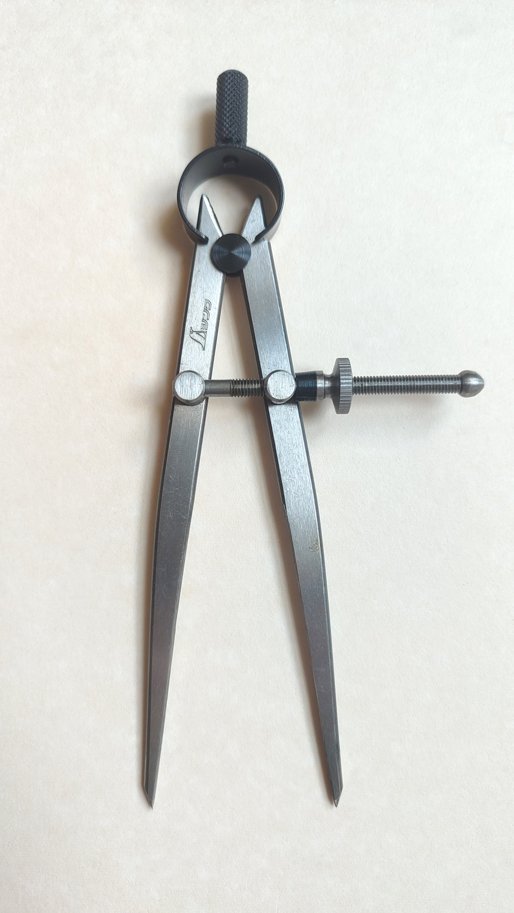 Compas à pointe japonais 15cm Shinwa