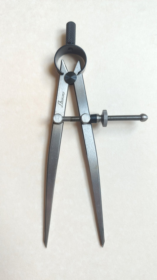 Compas à pointe japonais 15cm Shinwa