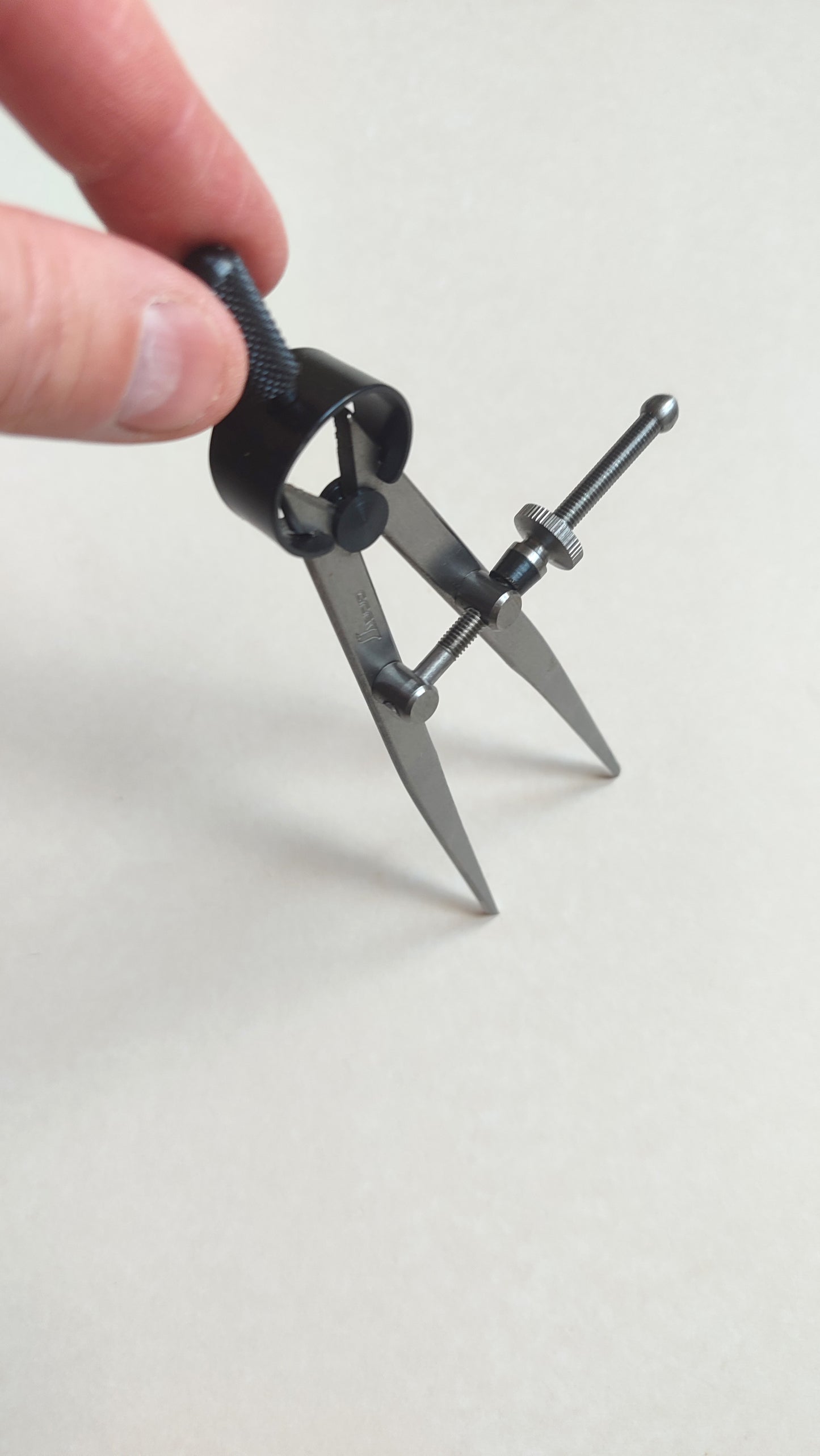 Compas à pointe japonais 15cm Shinwa