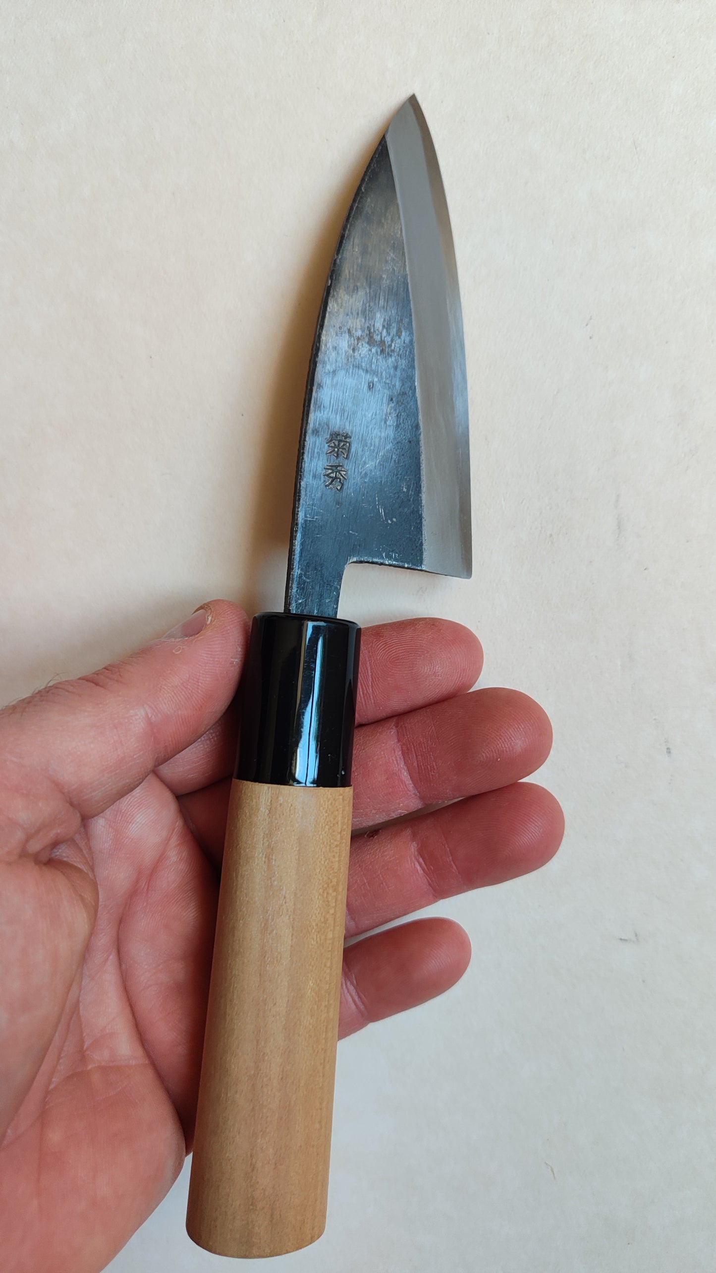 Petit couteau de cuisine japonais "Aji-kiri" 95mm "Kikuhide"