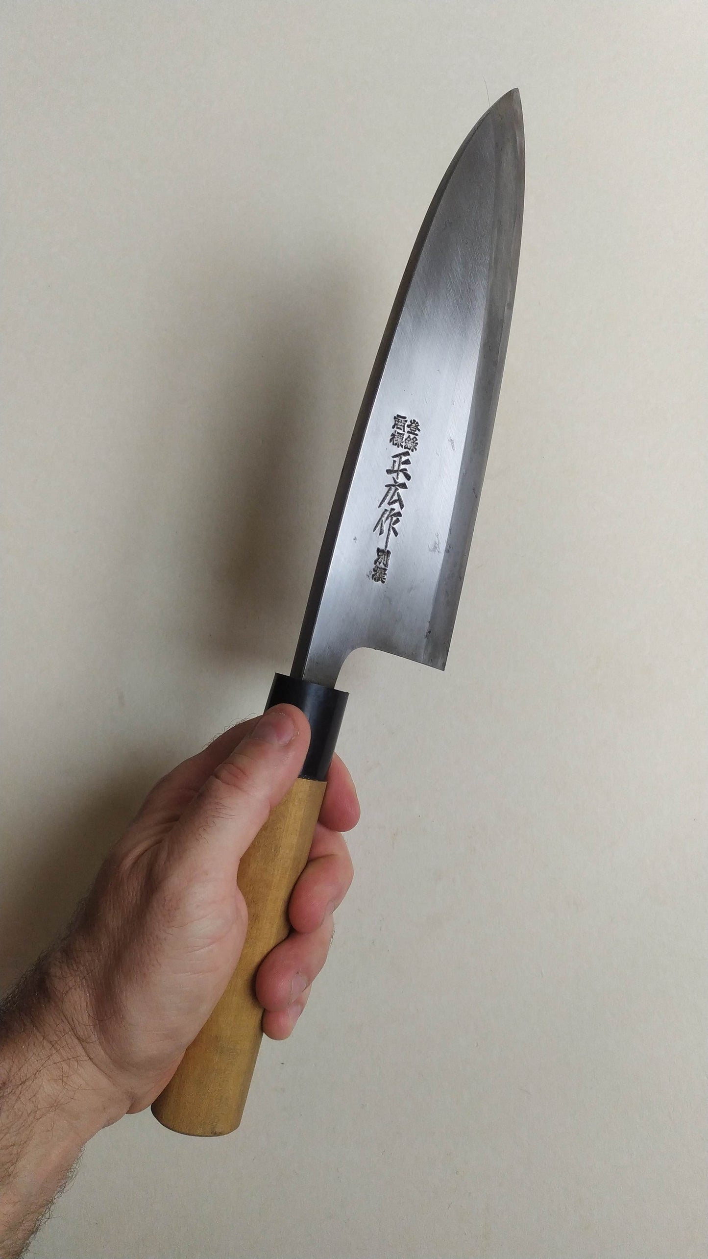Long couteau de cuisine Japonais "Deba" 210mm "Masahiro"
