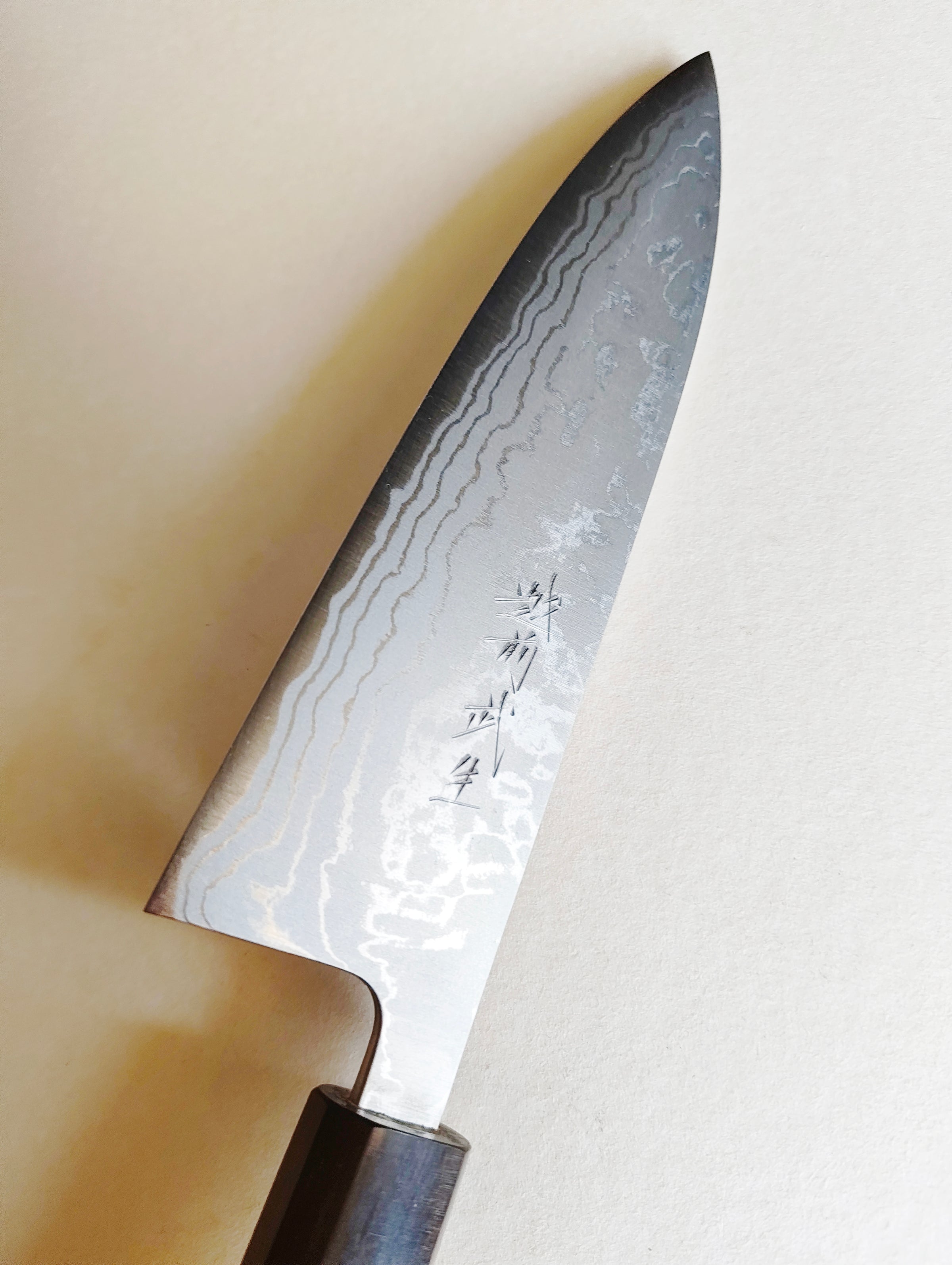 Magnifique couteau de cuisine japonais "Gyuto" 180mm White steel "Shiro kamo"
