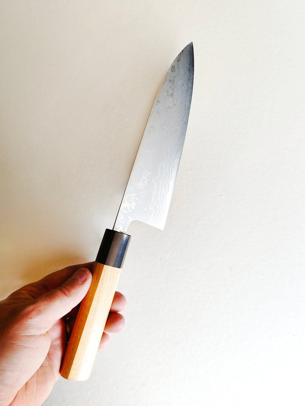 Magnifique couteau de cuisine japonais "Gyuto" 180mm White steel "Shiro kamo"