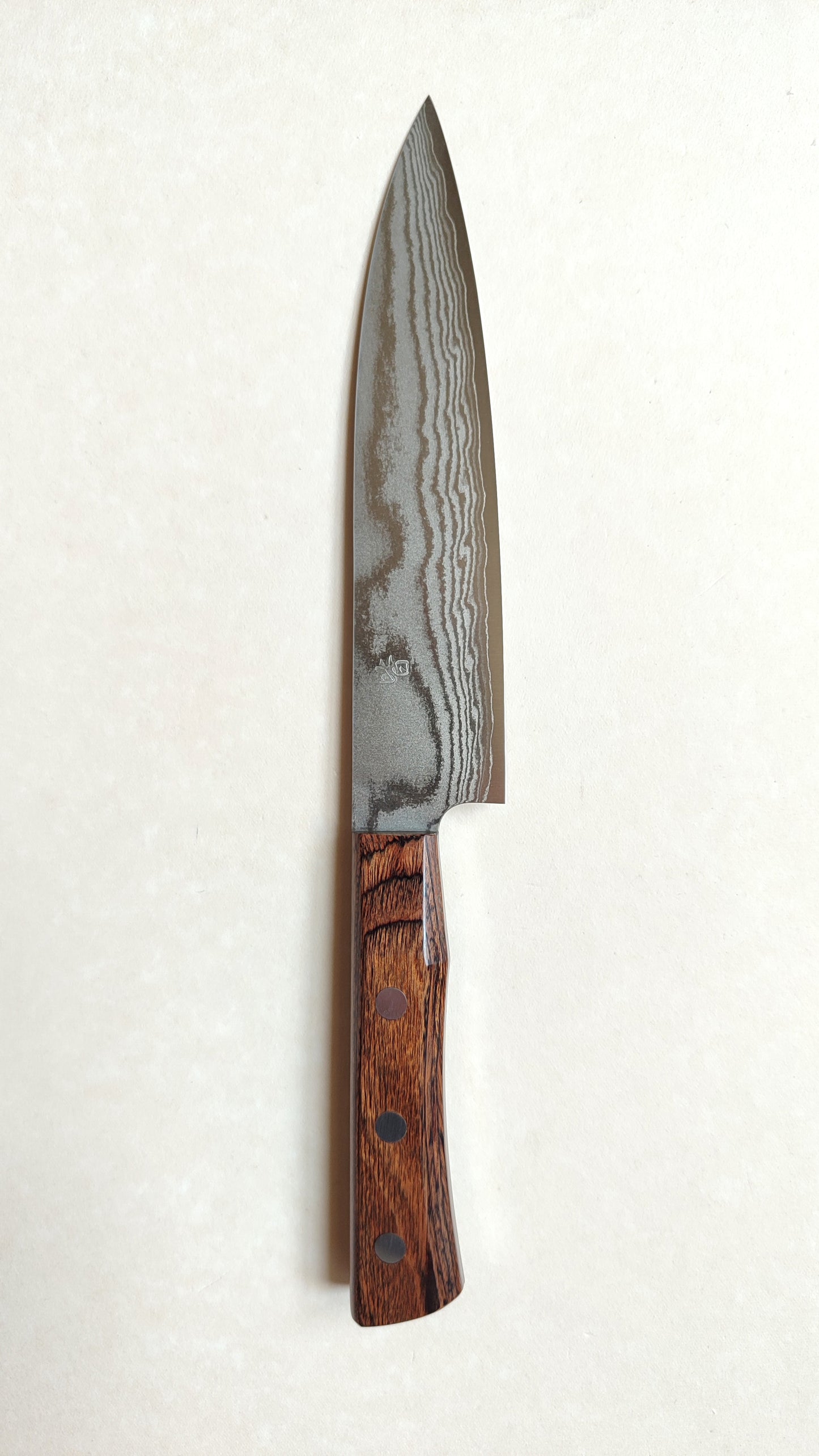 Magnifique couteau de cuisine japonais Petty 150mm VG10 "Shiro Kamo"