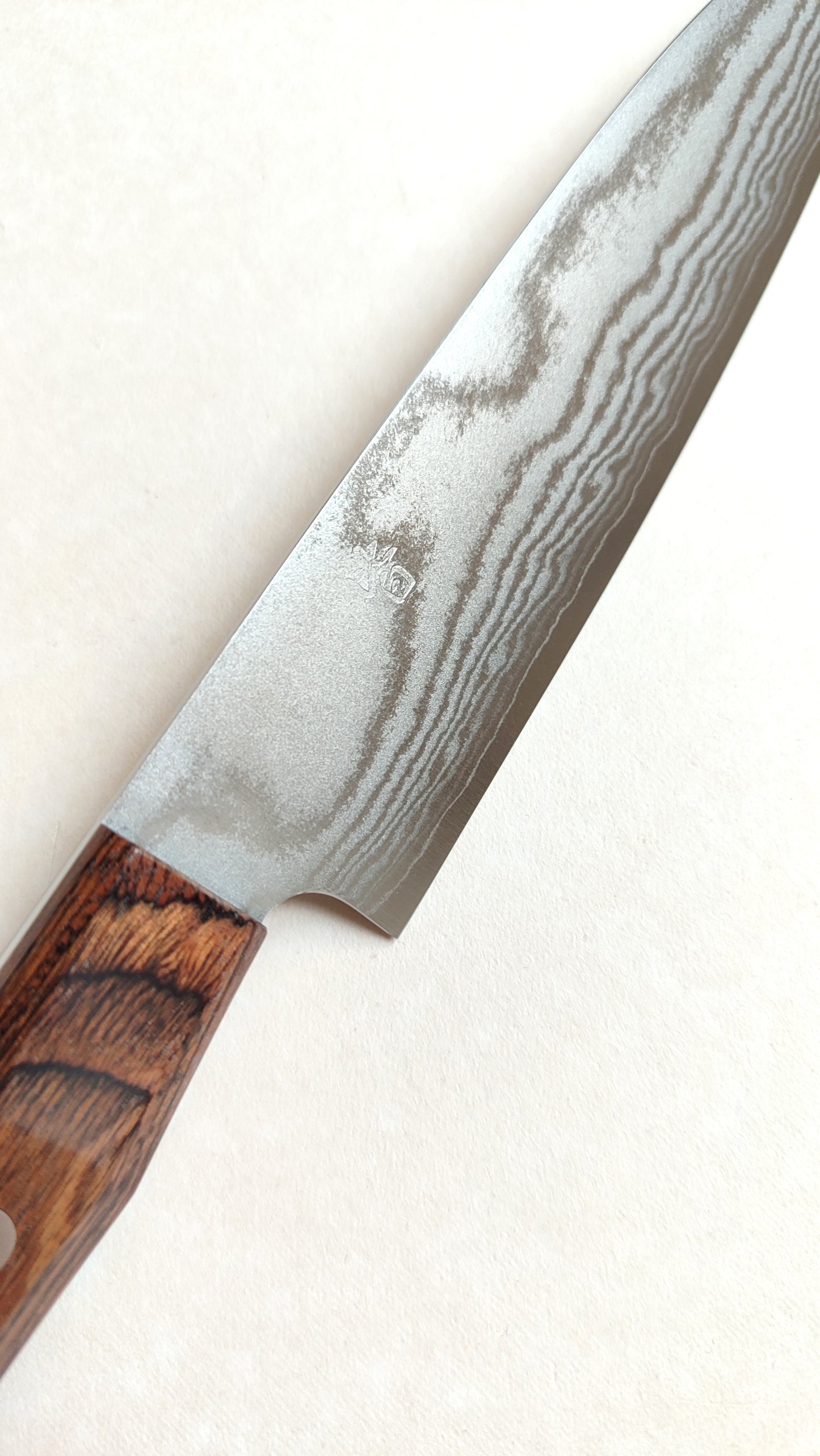 Magnifique couteau de cuisine japonais Petty 150mm VG10 "Shiro Kamo"