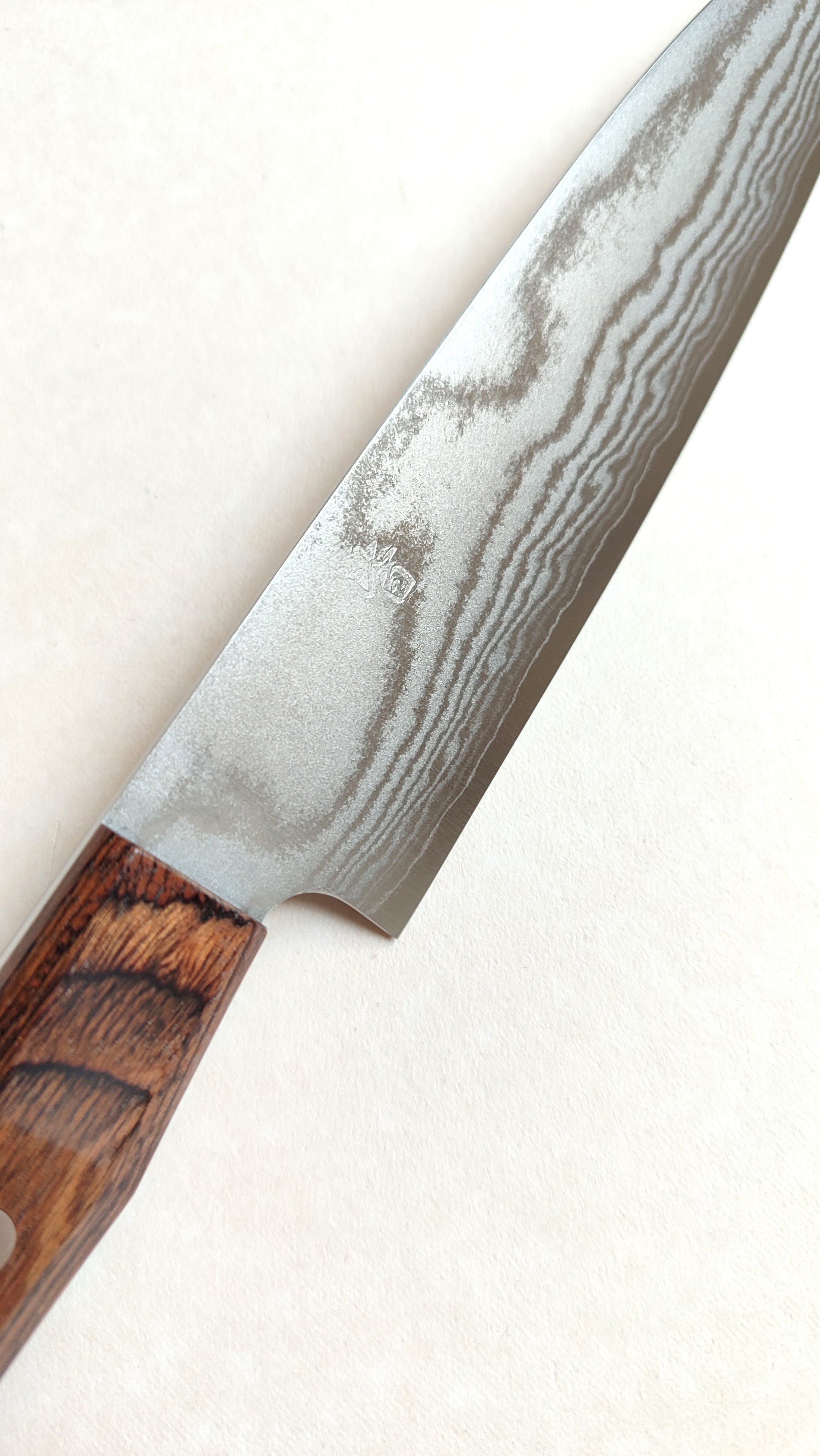 Magnifique couteau de cuisine japonais Petty 150mm VG10 "Shiro Kamo"