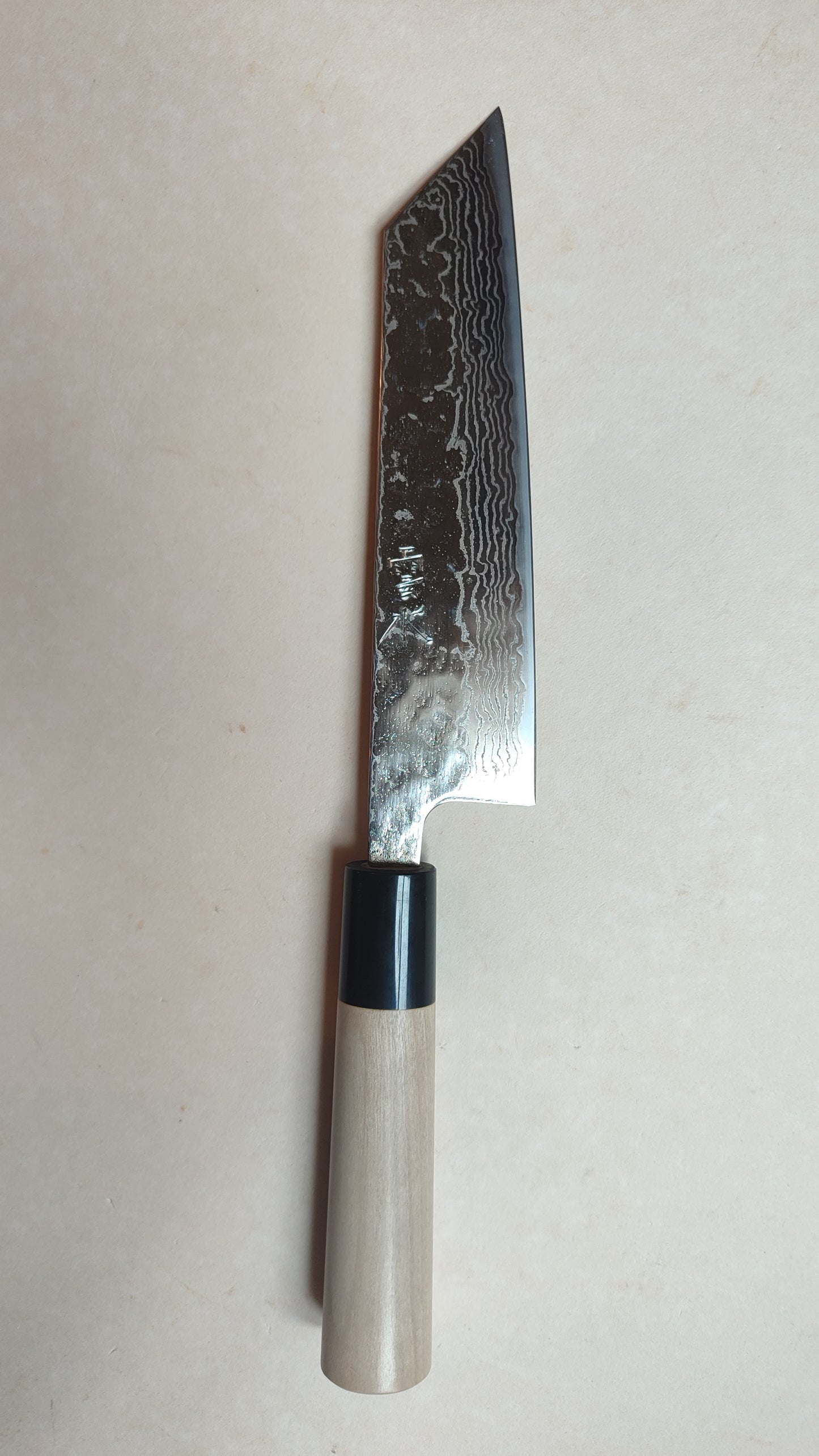 Magnifique couteau de cuisine japonais "Bunka" 170mm 410C Steel