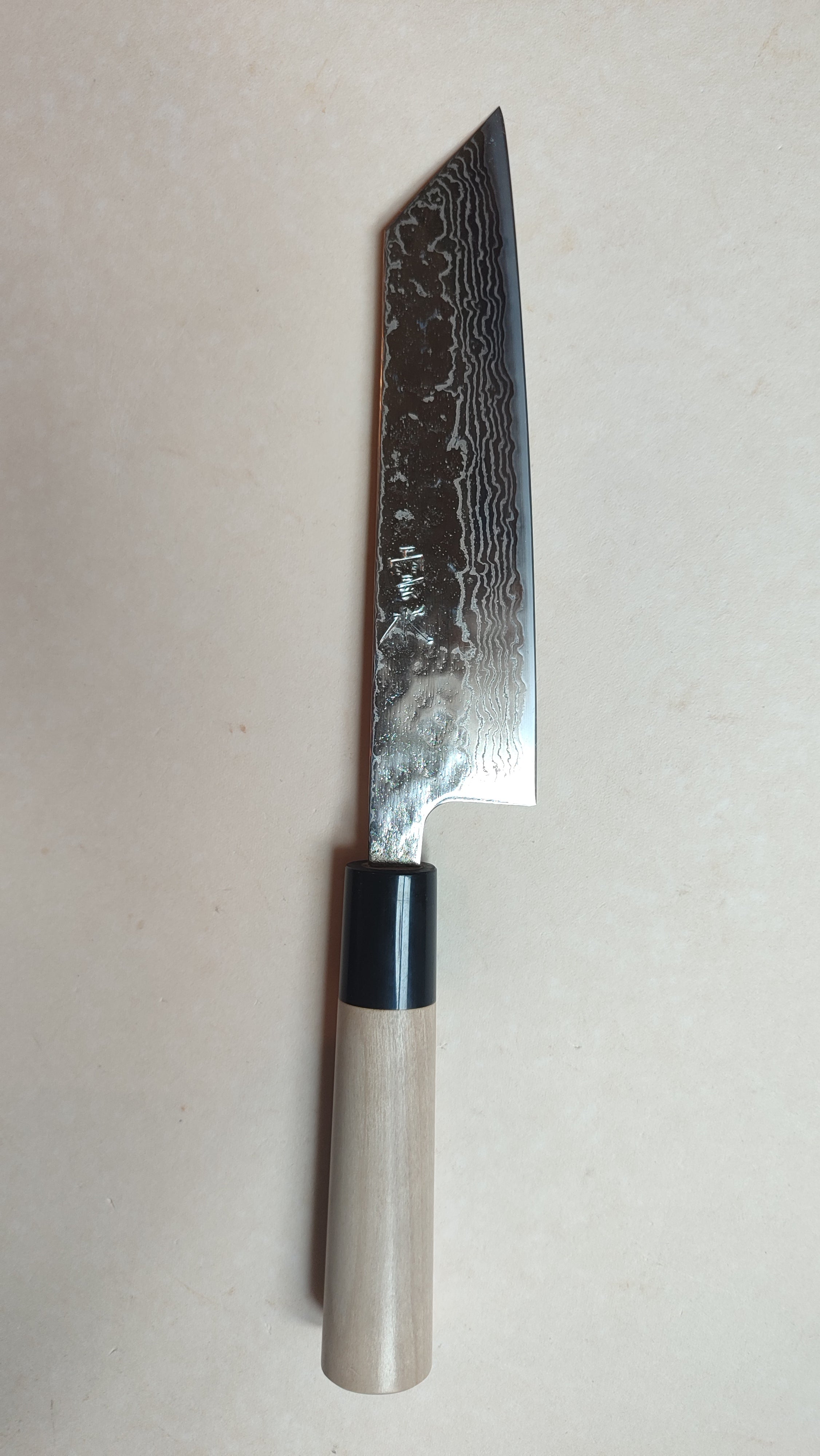 Magnifique couteau de cuisine japonais "Bunka" 170mm 410C Steel "Maruyoshi"