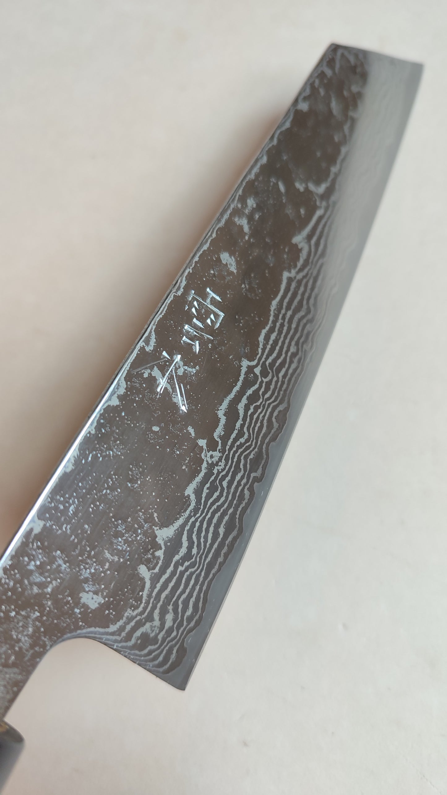 Magnifique couteau de cuisine japonais "Bunka" 170mm 410C Steel