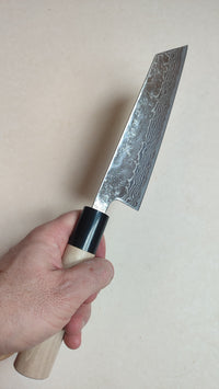 Magnifique couteau de cuisine japonais "Bunka" 170mm 410C Steel "Maruyoshi"