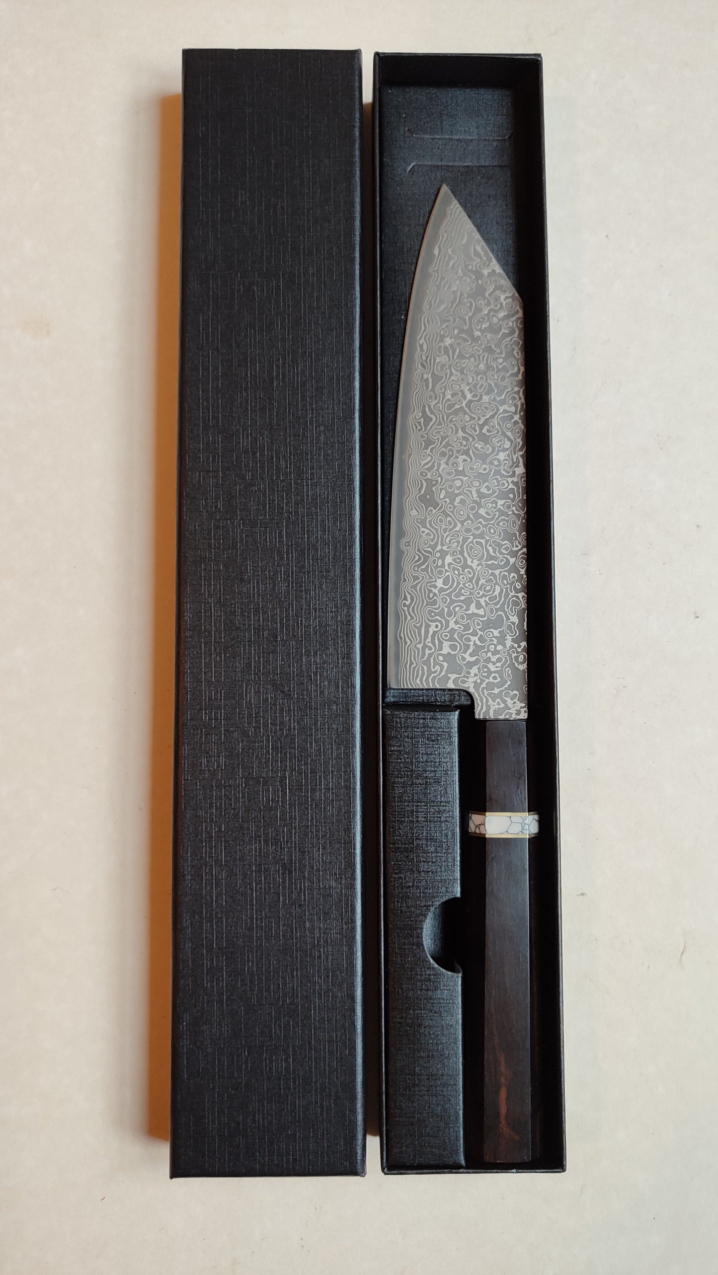 Magnifique couteau de cuisine japonais "Bunka" 190mm VG10