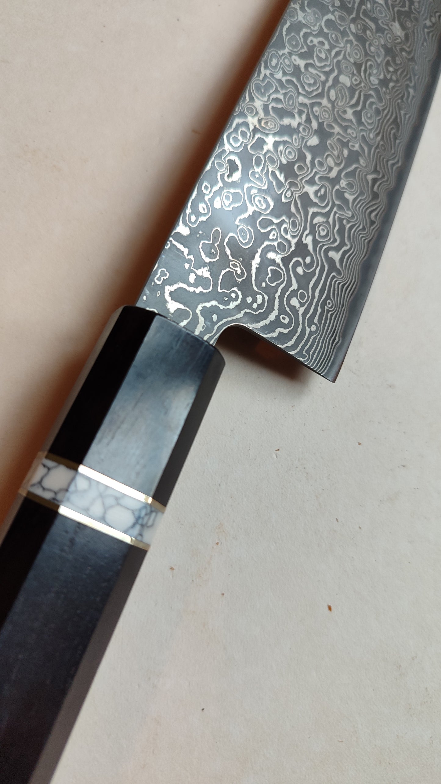 Magnifique couteau de cuisine japonais "Bunka" 190mm VG10