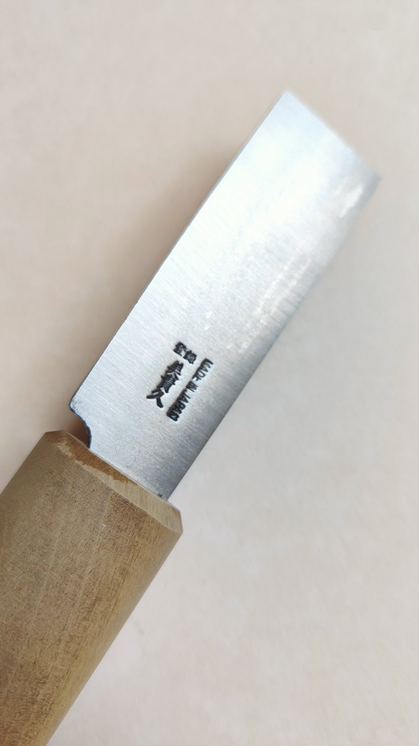 Couteau japonais pour le cuir 24mm "Ikeuchi"