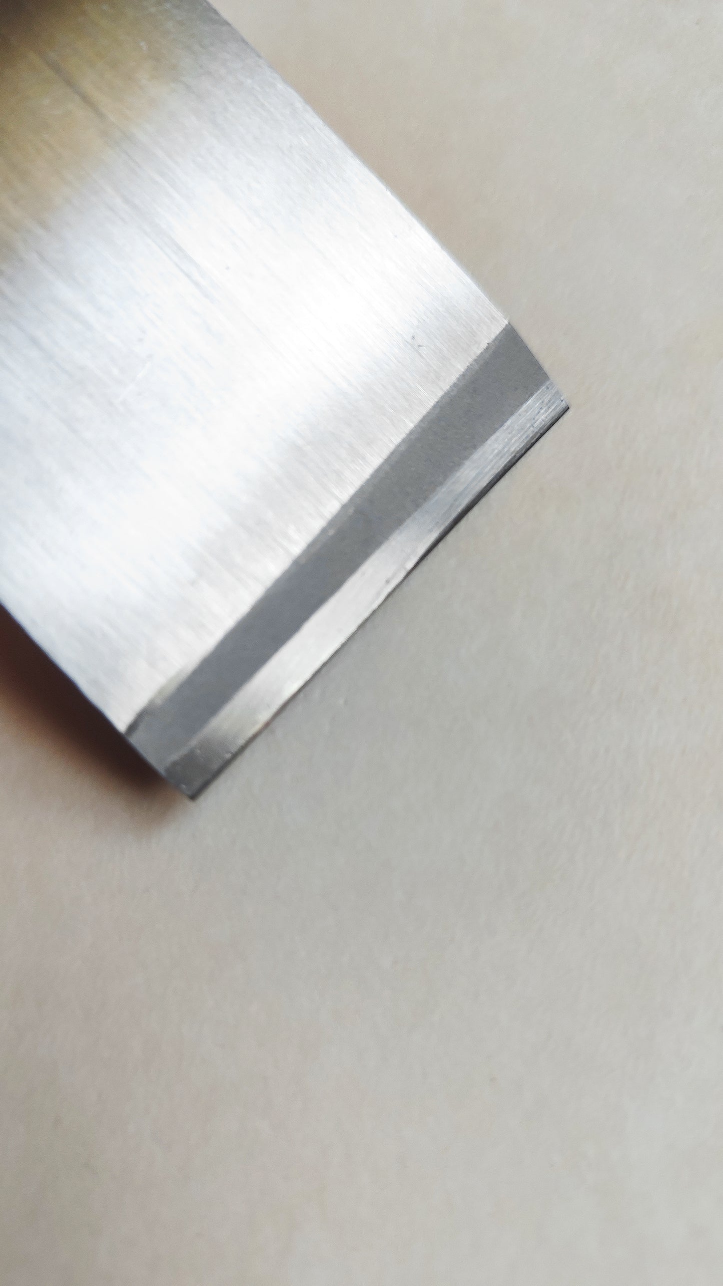 Couteau japonais pour le cuir 42mm "Ikeuchi"