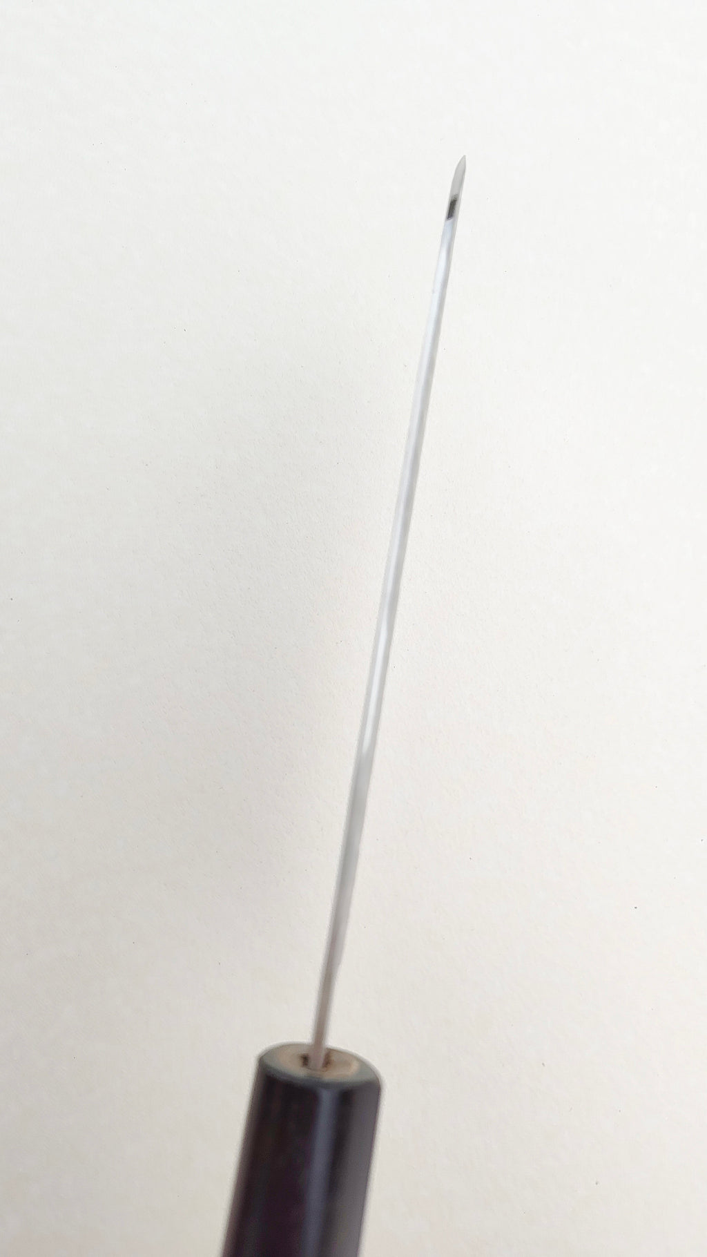 Magnifique couteau de cuisine japonais damassé "Santoku" VG10 165mm "Tsuchime"