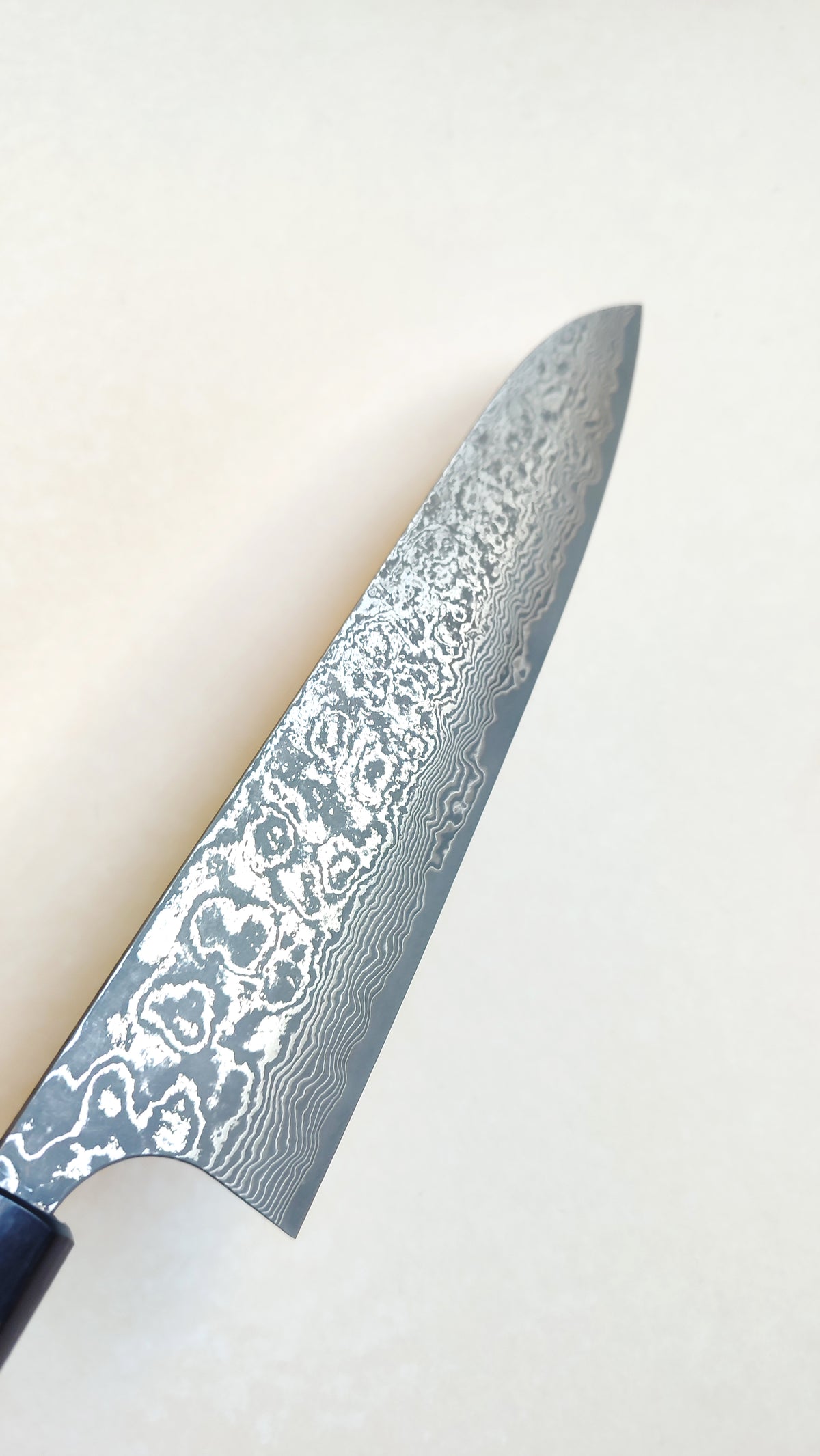 Magnifique couteau de cuisine japonais "Gyuto" 240mm Super Gold 2 Steel "Anryu"