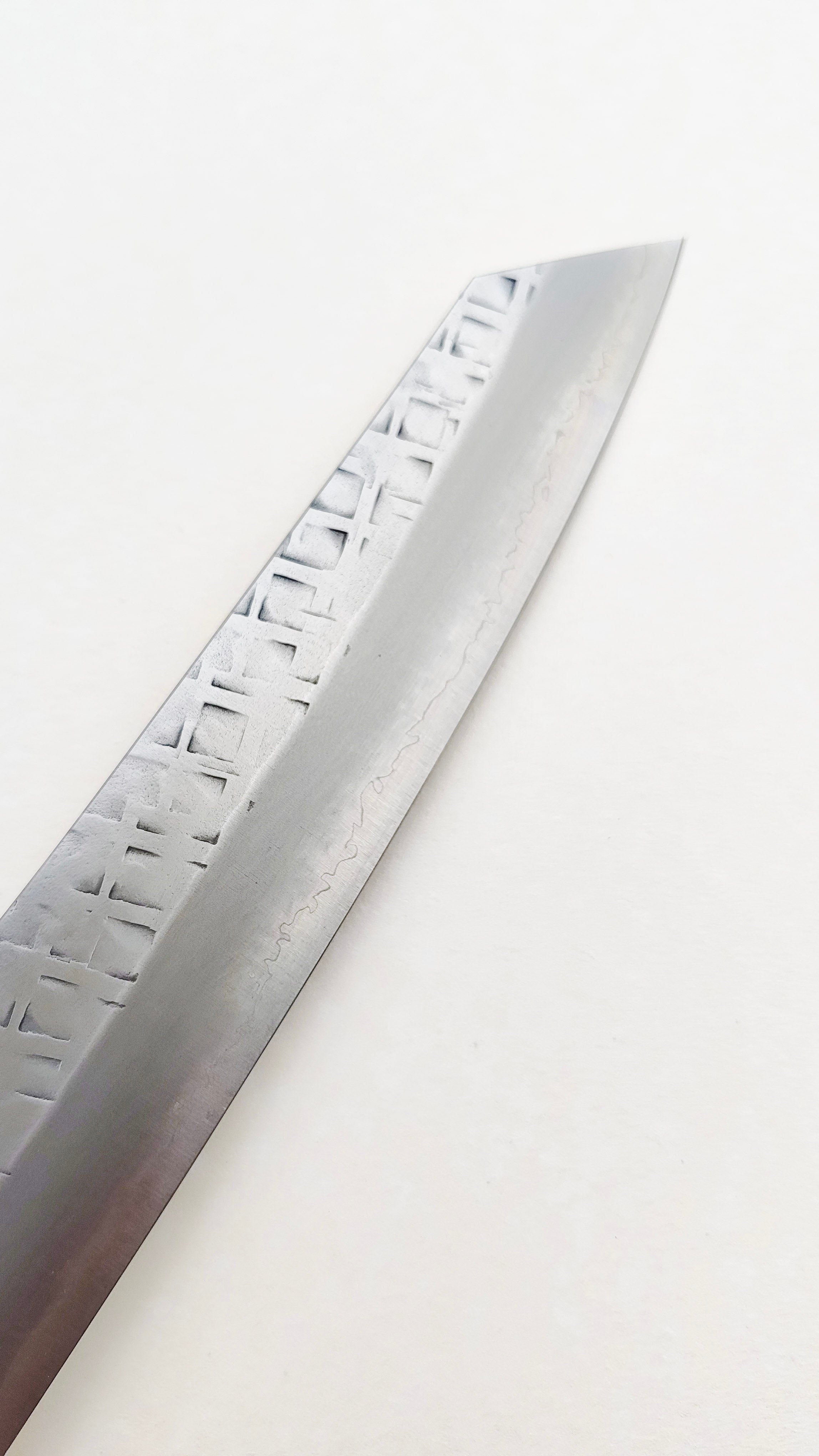 Couteau de cuisine japonais en acier Ginsan "Kiritsuke" 210mm "Nao Yamamoto"