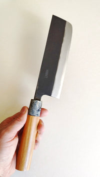 Couteau de cuisine japonais "Nakiri" finition "Kurouchi" 165mm "Nao Yamamoto"
