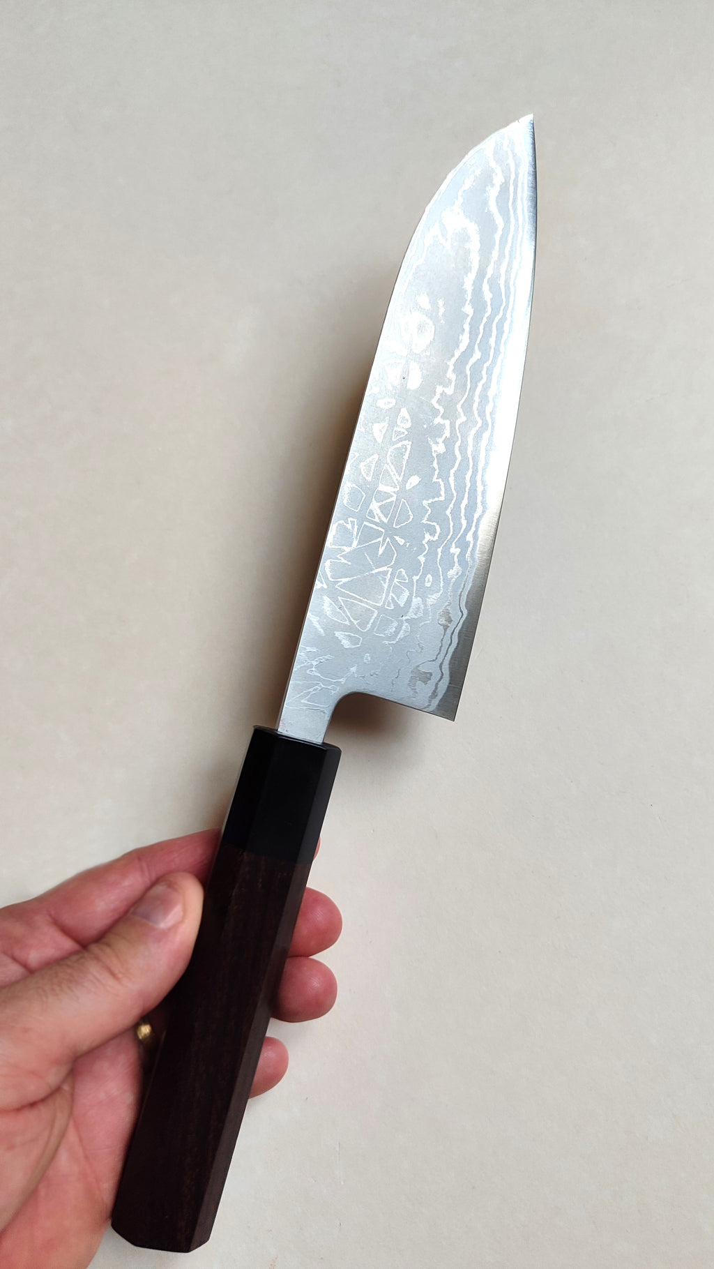 Magnifique couteau de cuisine japonais "Santoku" 165mm Damas "Shiro kamo"
