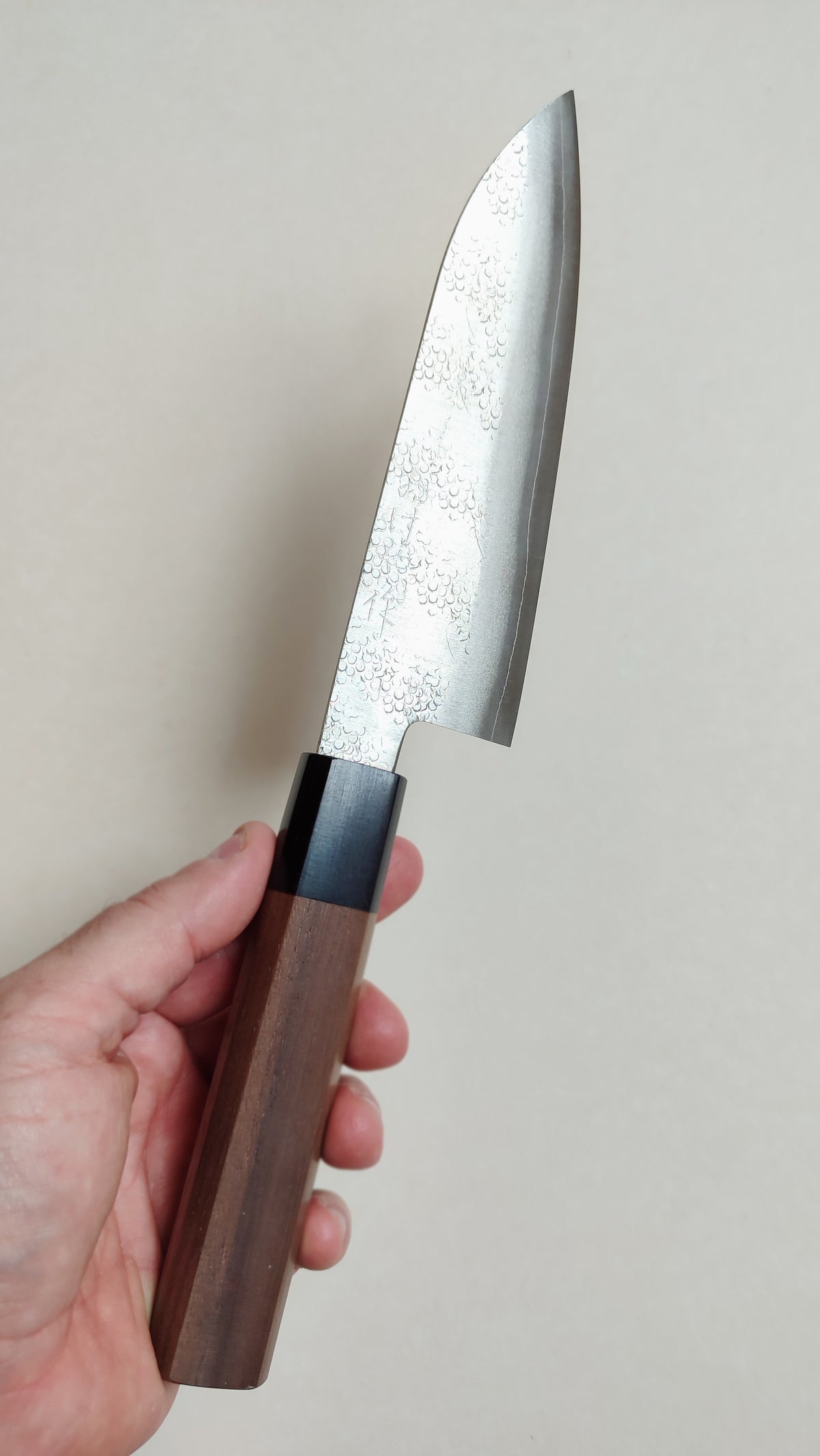Magnifique couteau de cuisine japonais "Santoku" 165mm acier Ginsan "Okeya"
