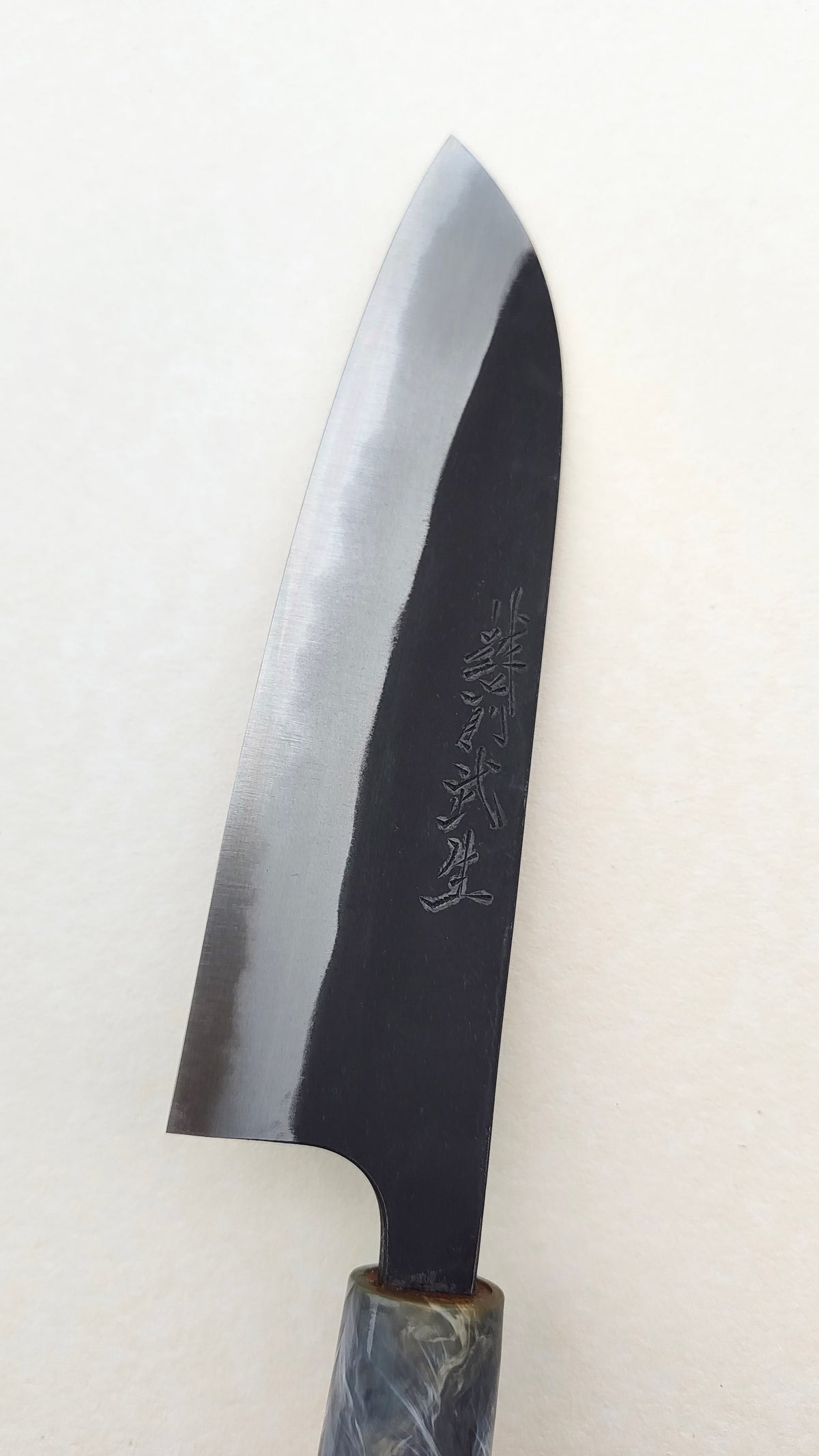 Couteau de cuisine japonais "Santoku" finition "Kurouchi" 165mm "Nao Yamamoto"