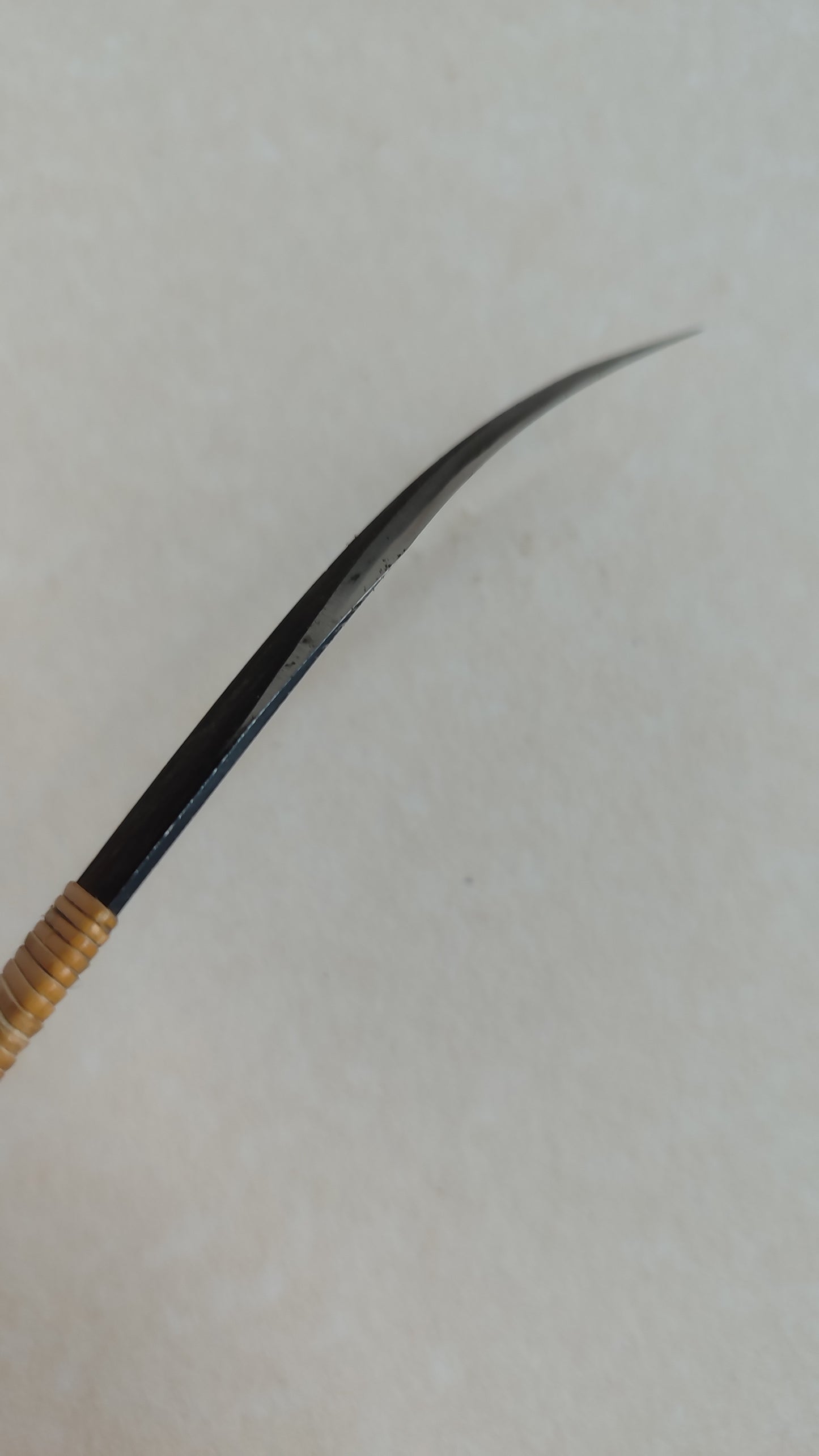 Fin couteau courbe de sculpteur japonais "Namazori Kogatana" 9,5mm droitier
