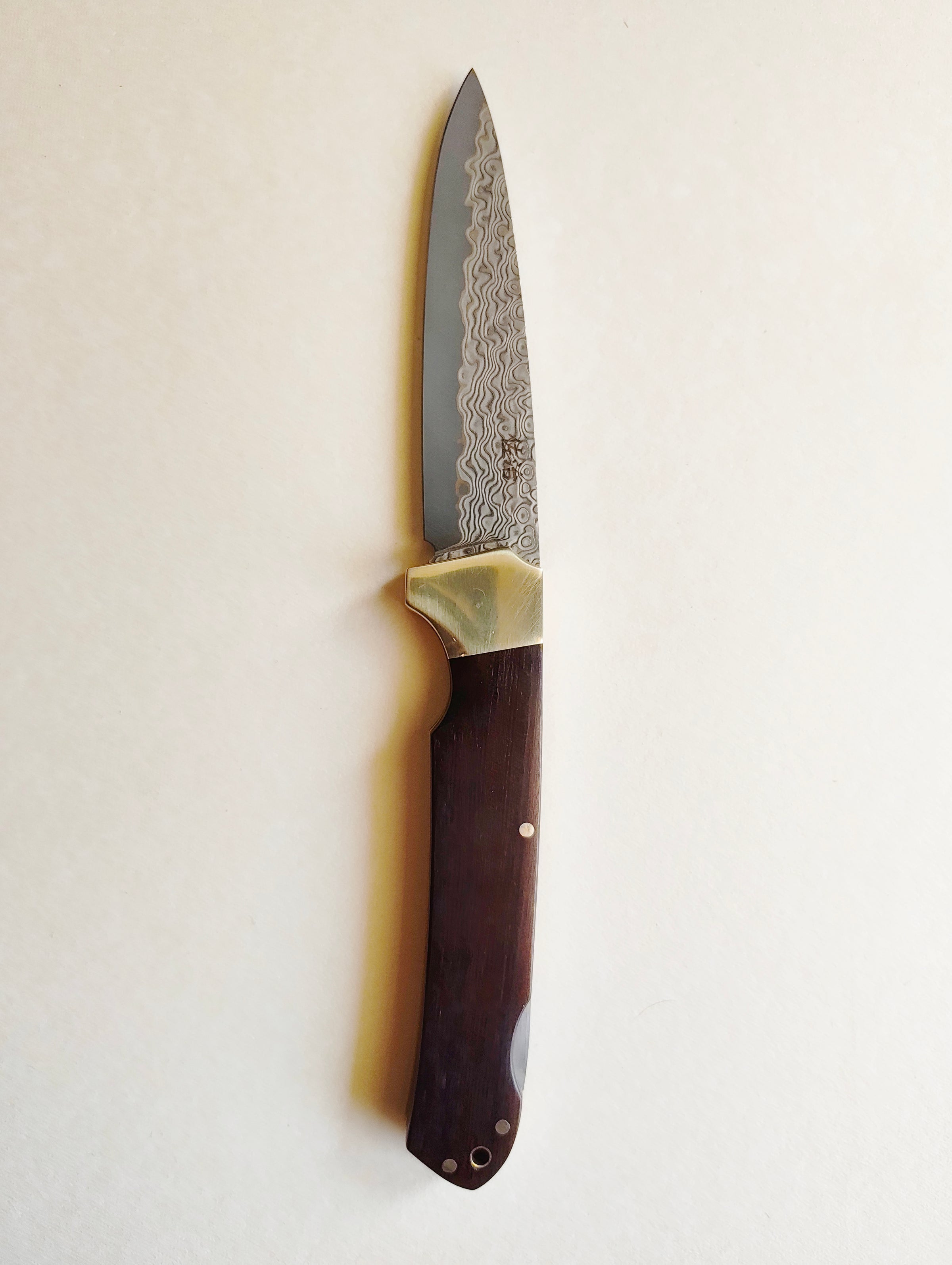 Couteau de chasse japonais pliant "Kogatana" damassé 90mm "Takeshi Saji"