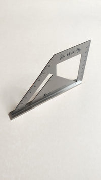 Équerre japonaise 100mm "Shinwa" Onglet 45°