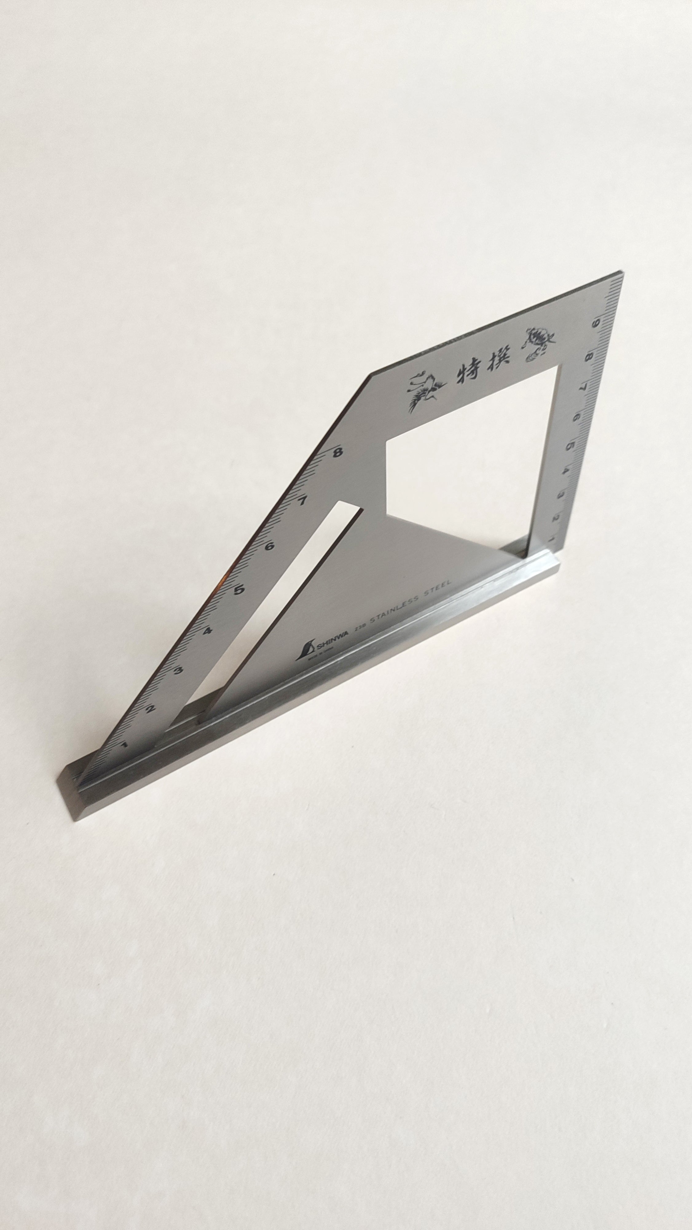 Équerre japonaise 100mm "Shinwa" Onglet 45°