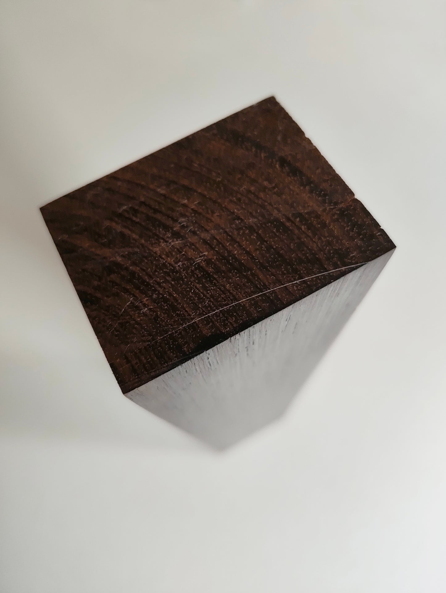 Morceau de bois exotique-Carrelet d'ébène vert 650gr  57,5 X 43,5 X 302mm