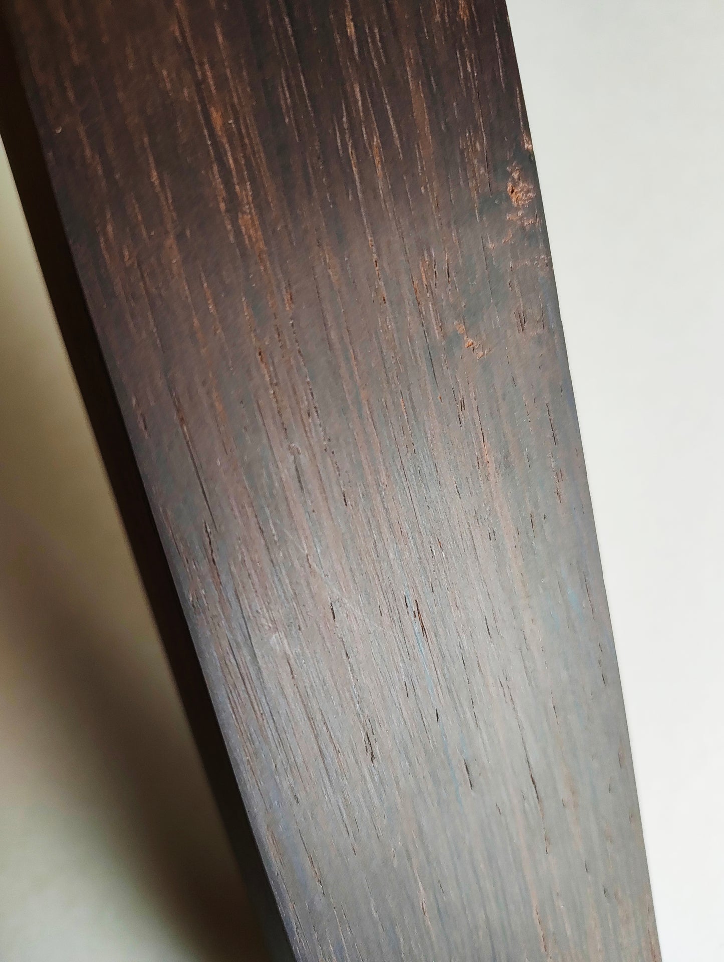 Morceau de bois exotique-Carrelet d'ébène vert 650gr  57,5 X 43,5 X 302mm