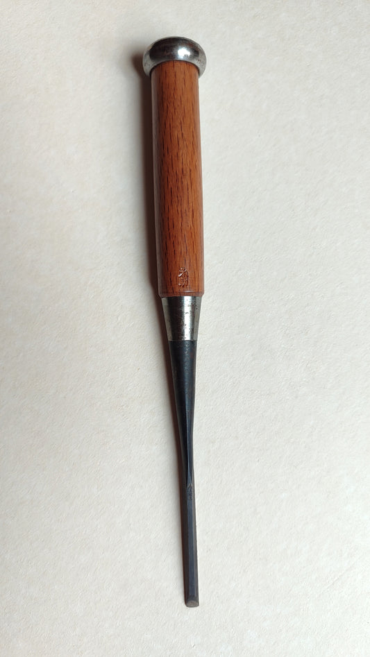 Cincel Japonés Premium "Oire Nomi" 24mm "Ouchi San"