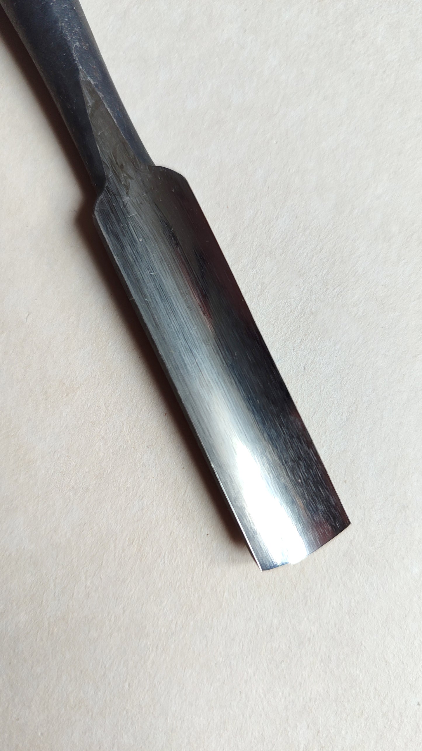 Gouge japonaise "Uchimaru nomi" 16mm Yamari