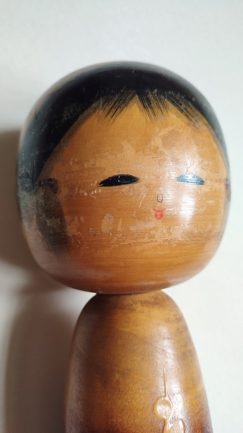 Trés grande poupée japonaise en bois "Kokechi" 435mm "Komura Sato"