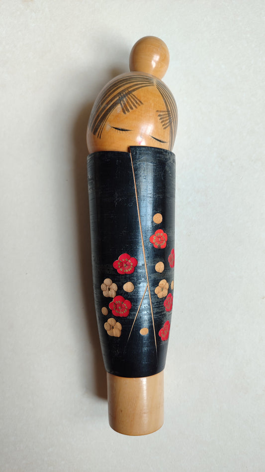 Grande poupée japonaise en bois "Kokechi" 330mm "Sato Suigai"