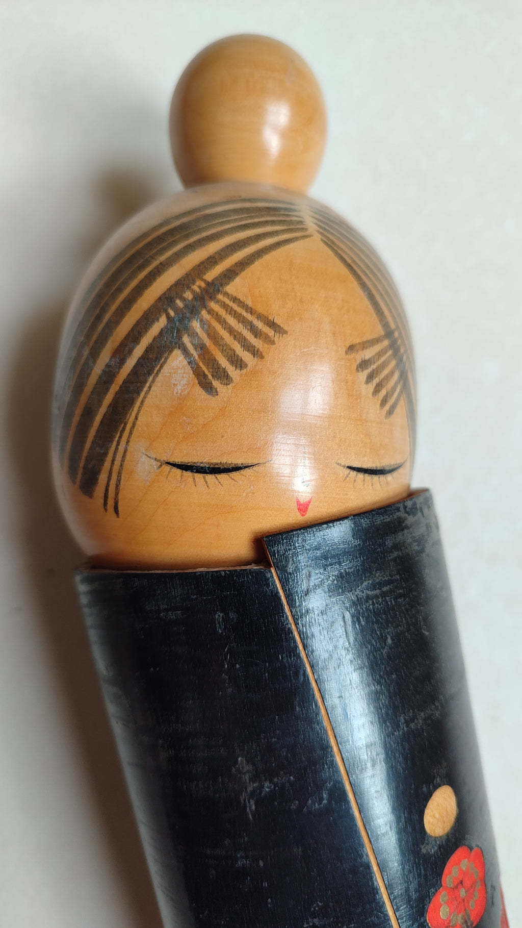 Grande poupée japonaise en bois "Kokechi" 330mm "Sato Suigai"