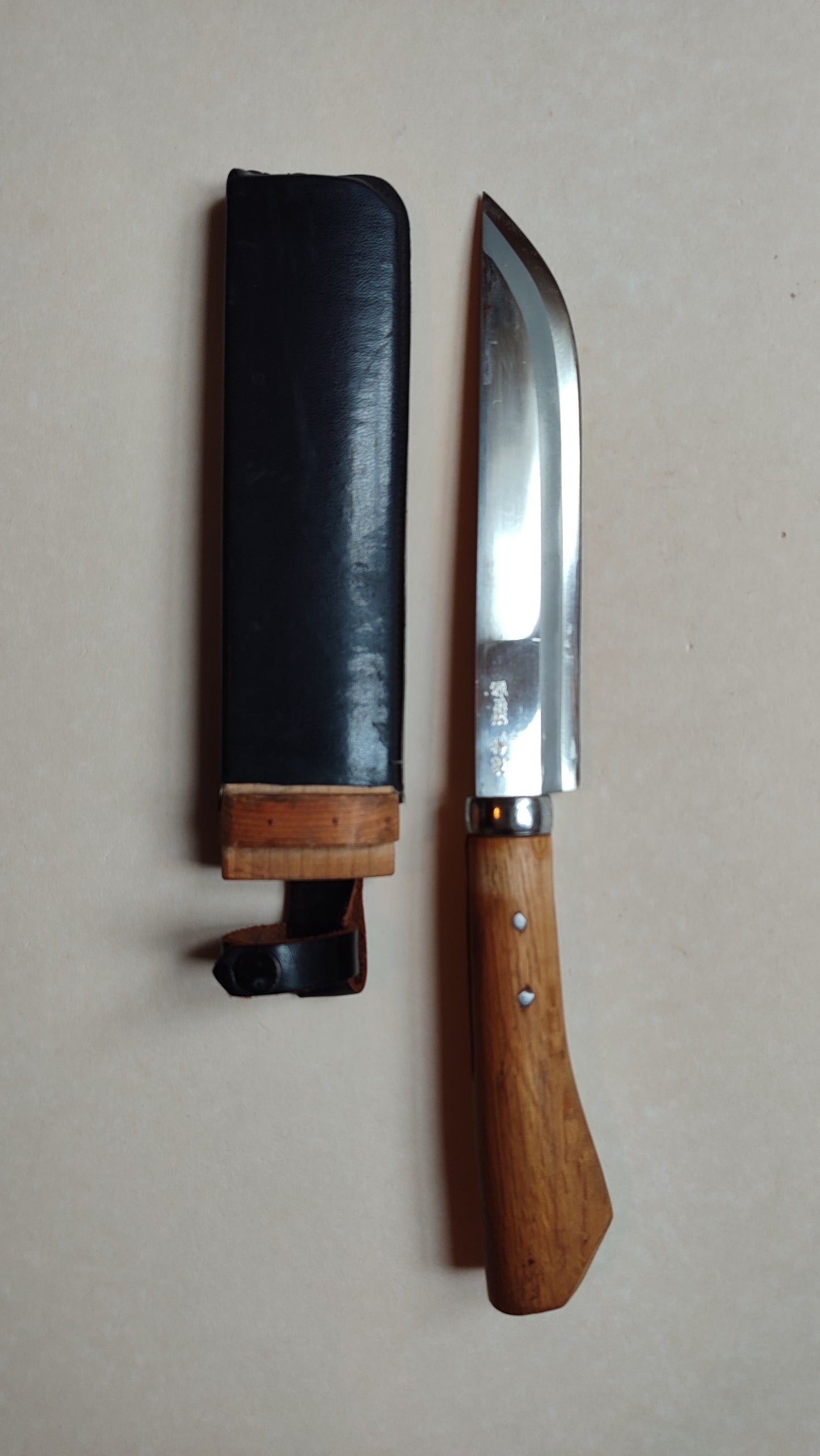 Couteau de chasse japonais à double biseau "Nata" 180mm "Gentamahiro"